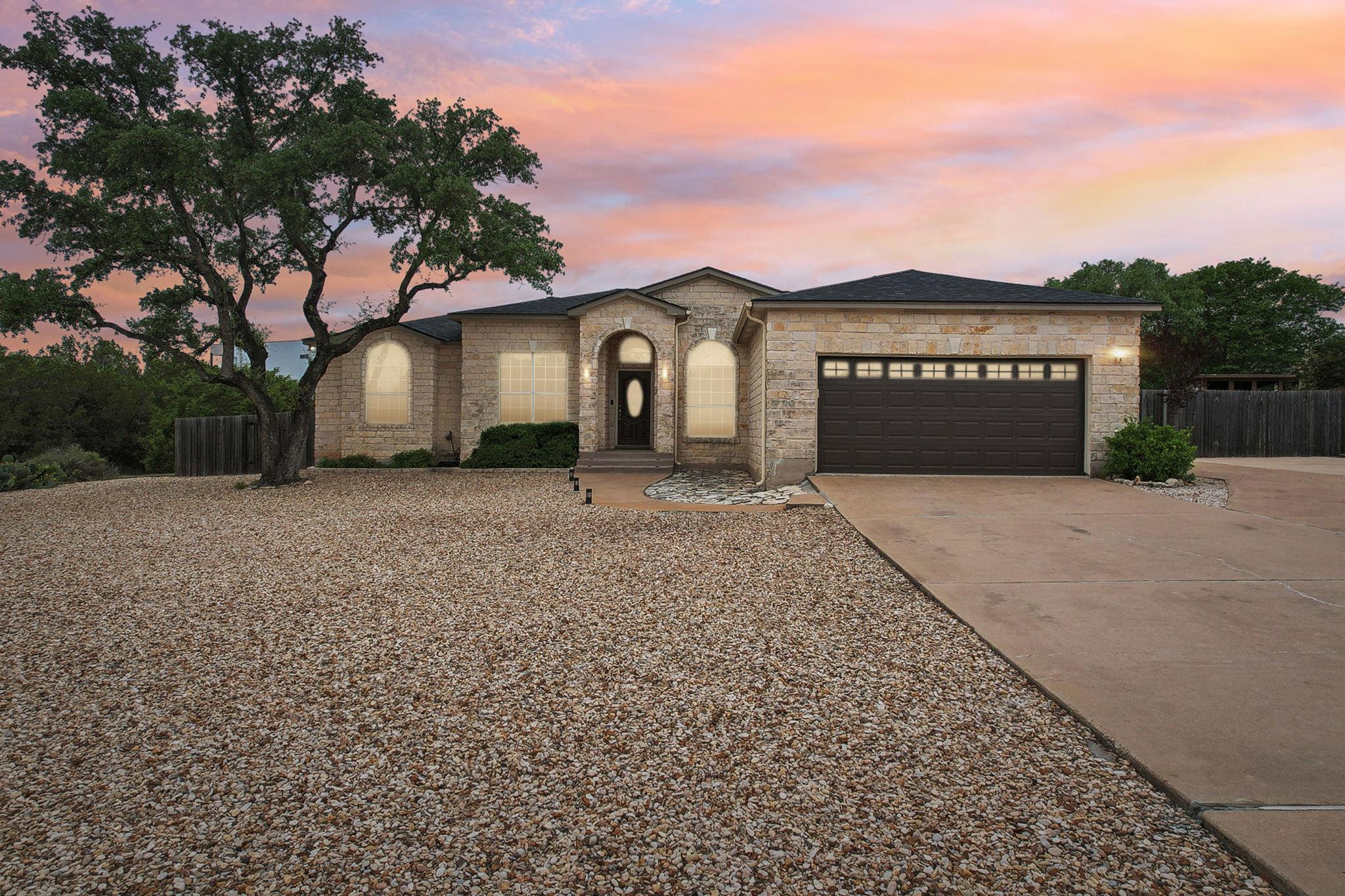 20100 Continental Dr, Lago Vista, TX 78645