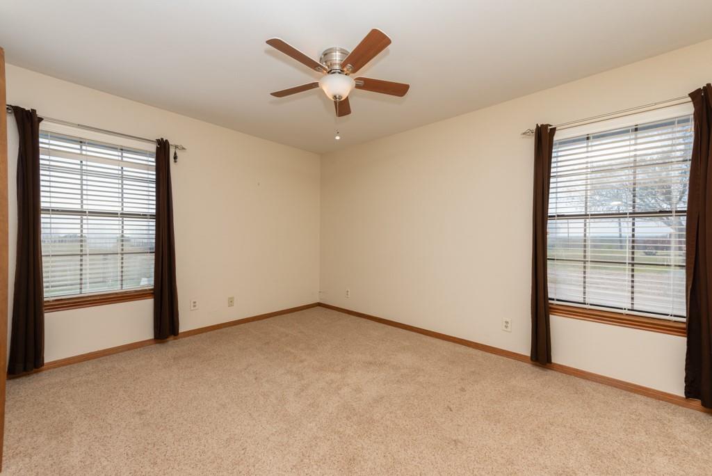 5395 N US Highway 183, Lockhart, TX 78644