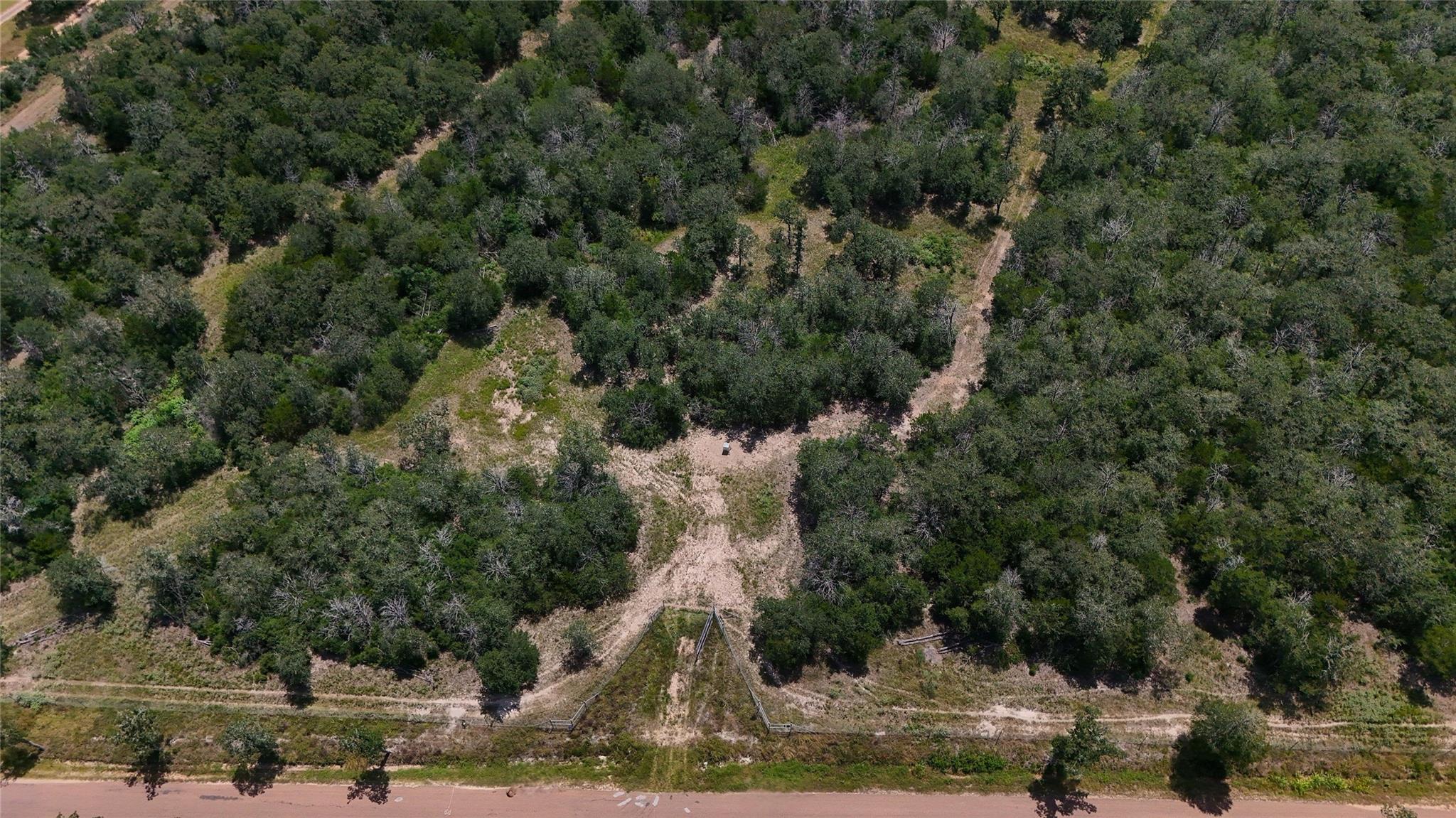 2250 Old Lockhart Rd, Plum, TX 78952