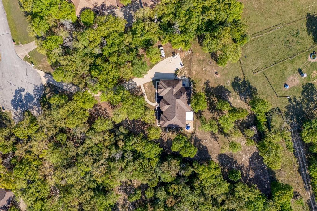 146 Kingwood Dr, Elgin, TX 78621