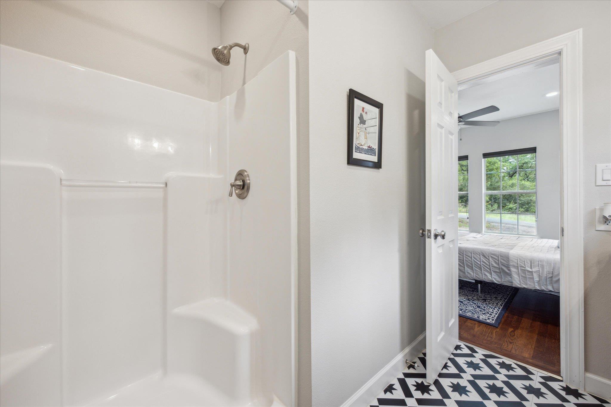 299 Porter Rd, Bastrop, TX 78602