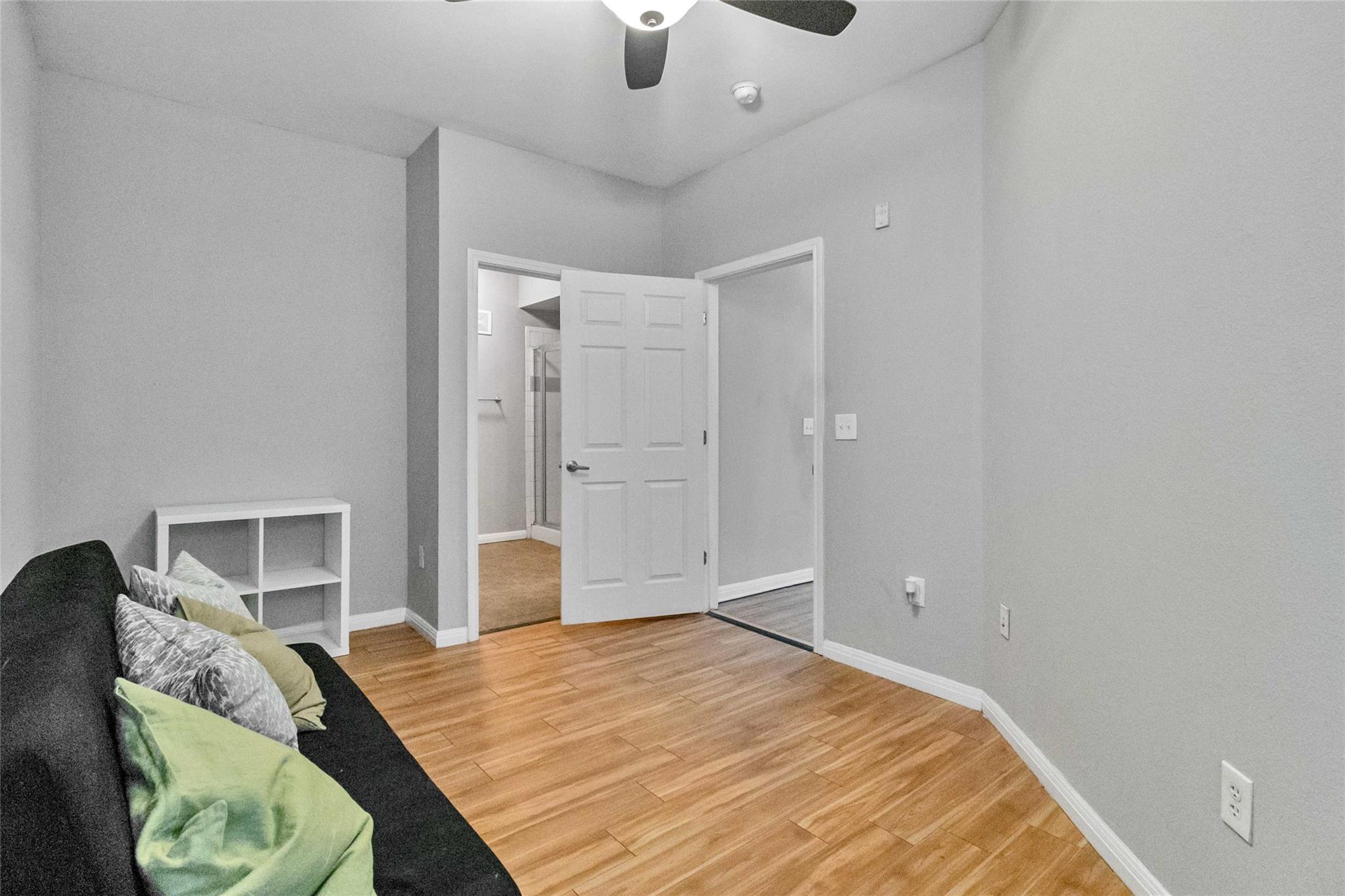 2502 Leon St # 205, Austin, TX 78705