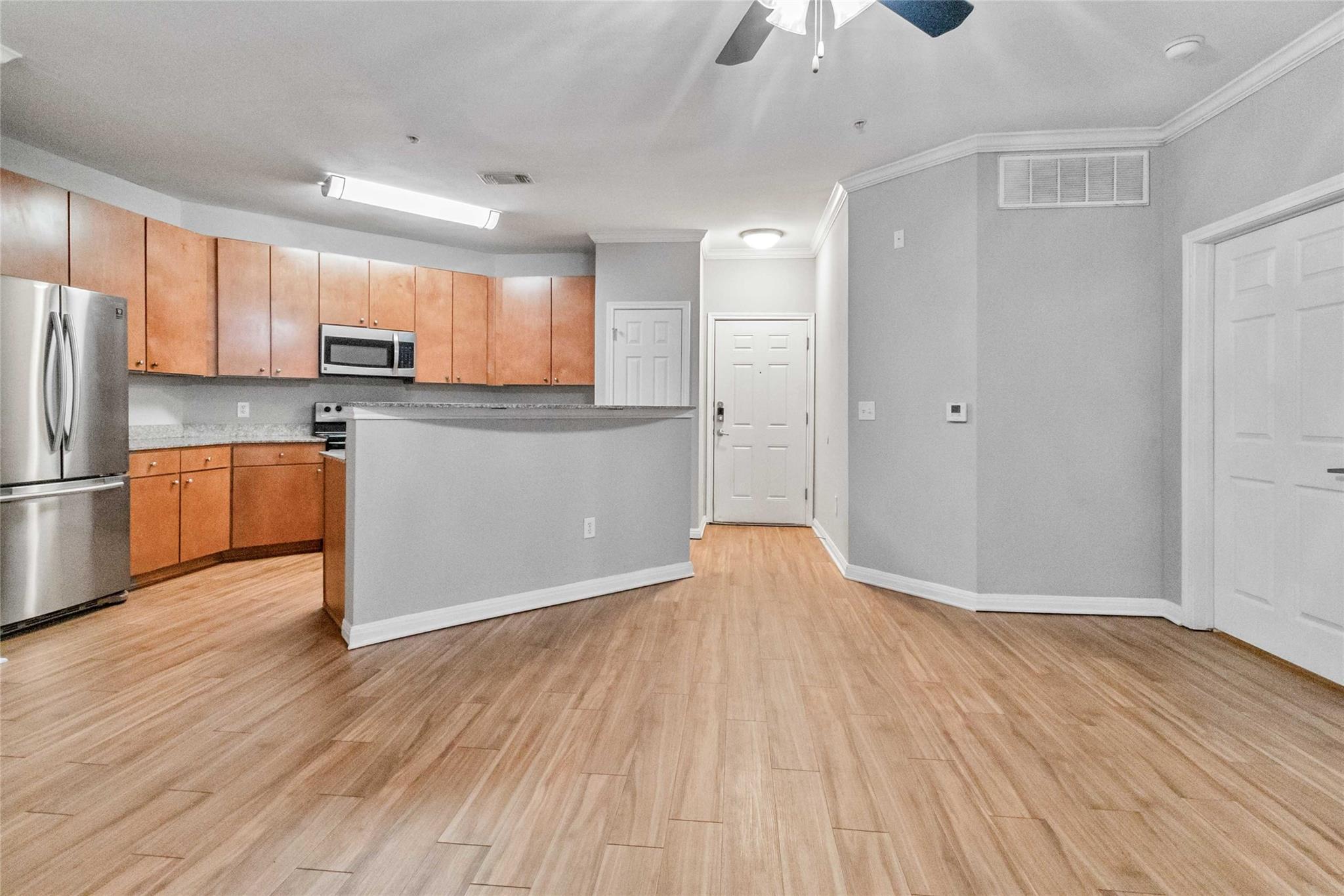 2502 Leon St # 205, Austin, TX 78705