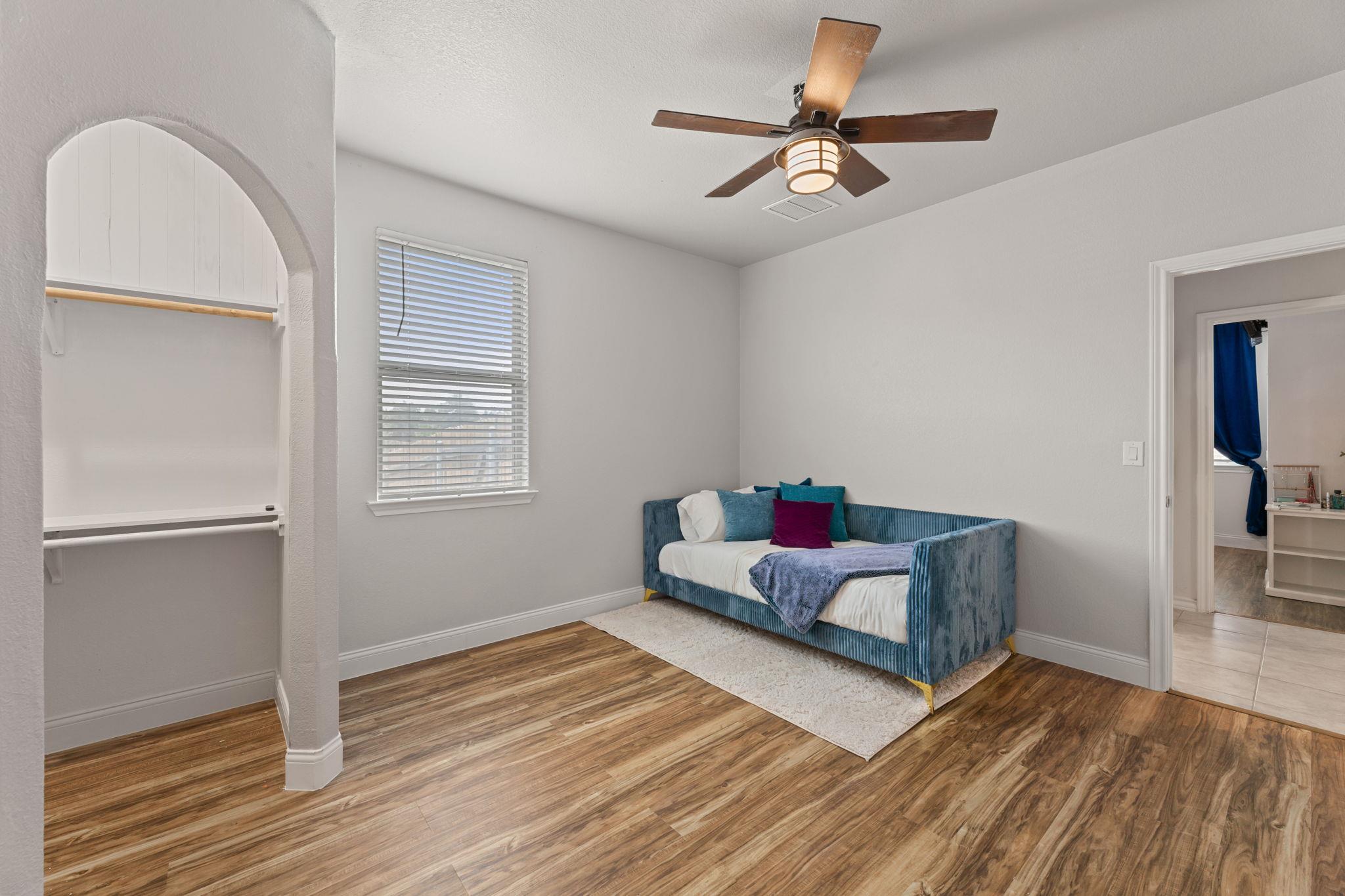 389 Capstone Rd, Liberty Hill, TX 78642