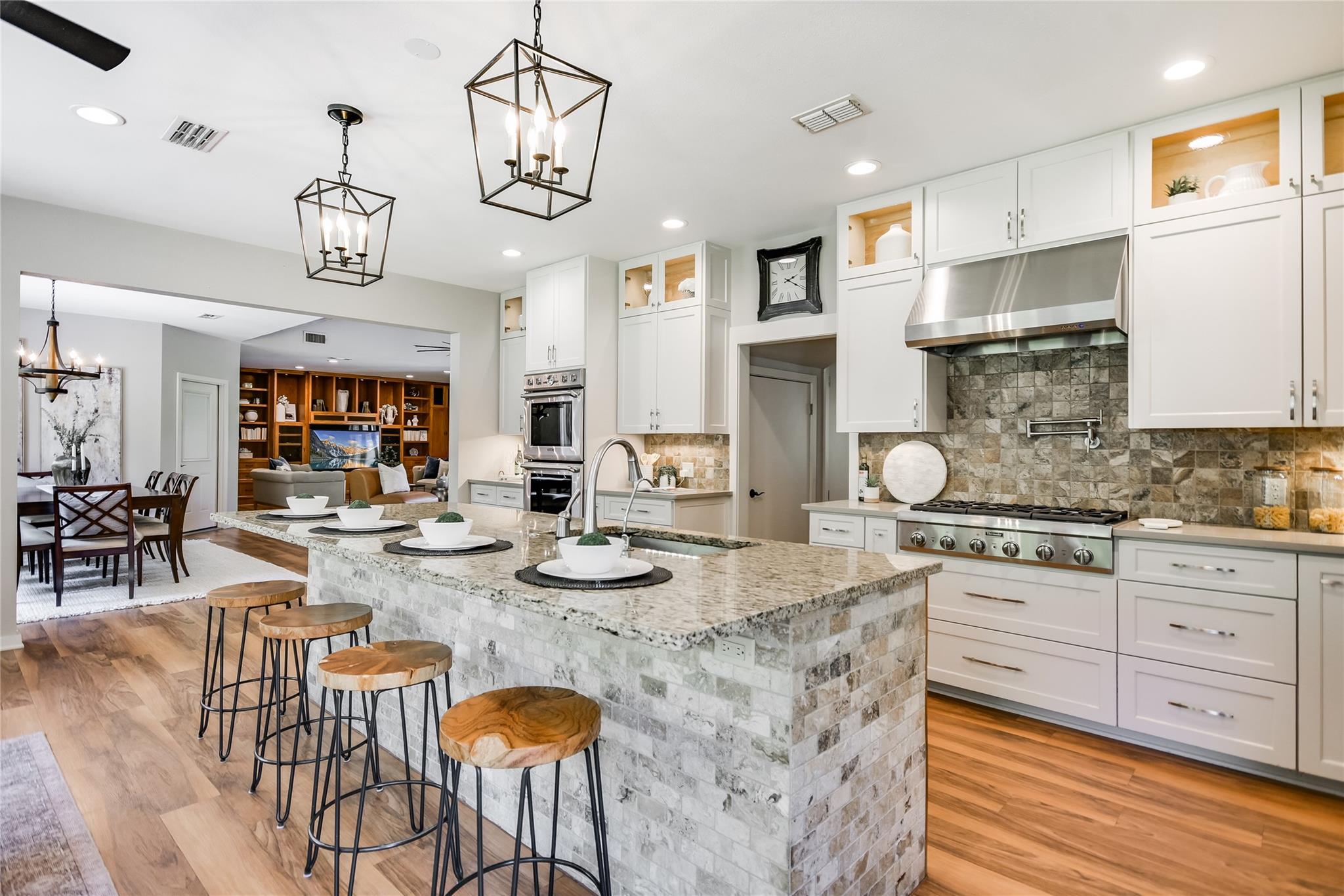 2305 Manana St, Austin, TX 78730