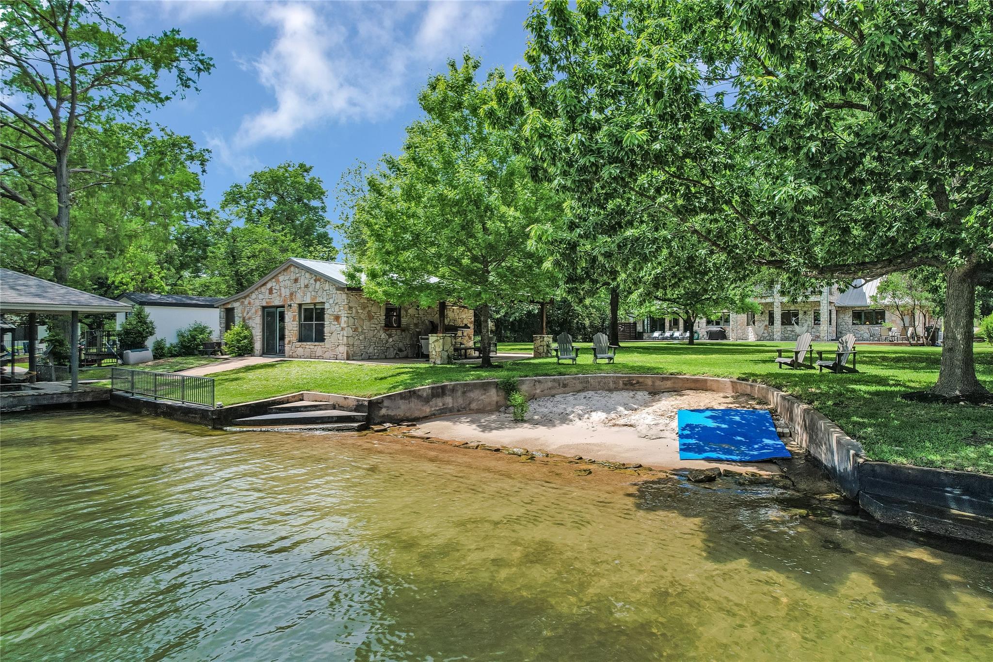 2305 Manana St, Austin, TX 78730