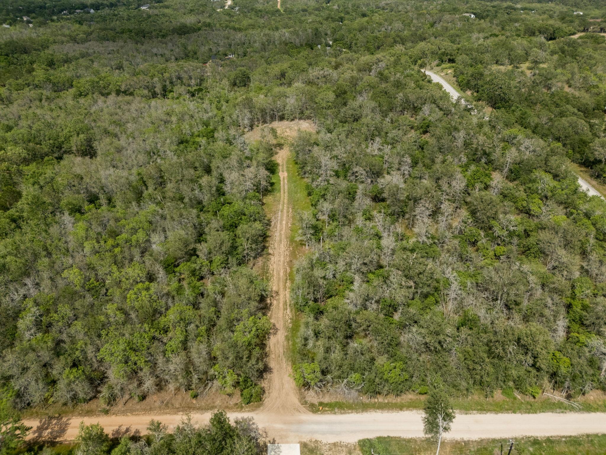 111 Hauula Ct, Bastrop, TX 78602