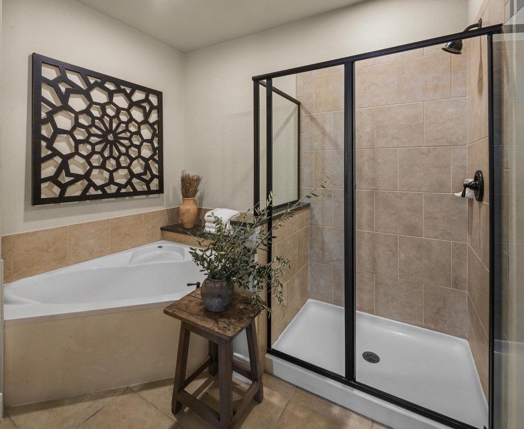 96 Island Dr # 43, Horseshoe Bay, TX 78657
