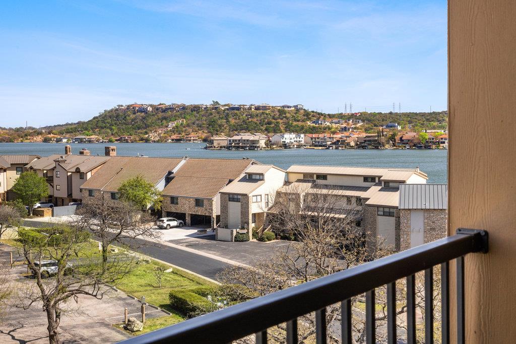 96 Island Dr # 43, Horseshoe Bay, TX 78657