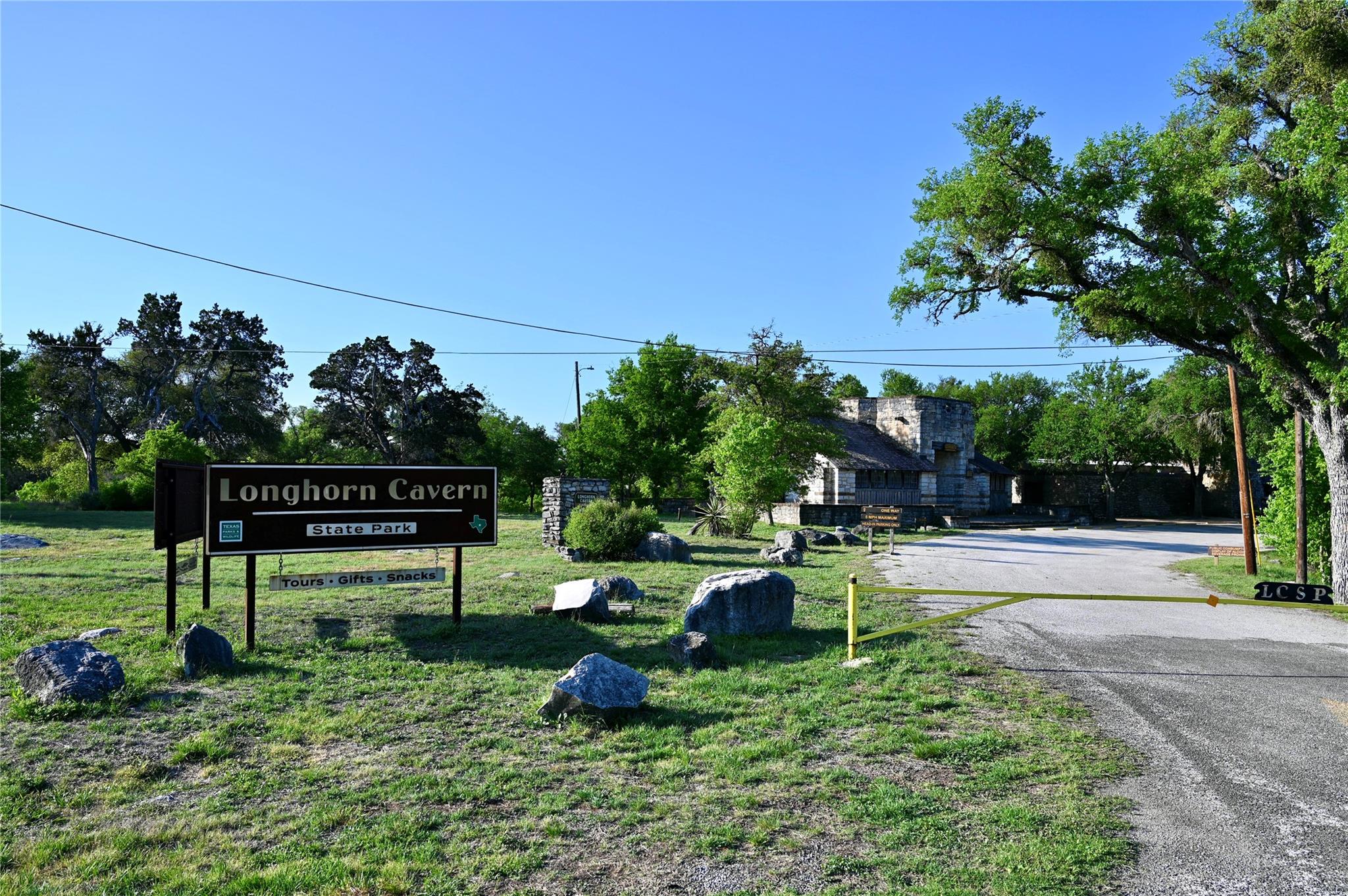 Lot 11 Crown Ln, Burnet, TX 78611