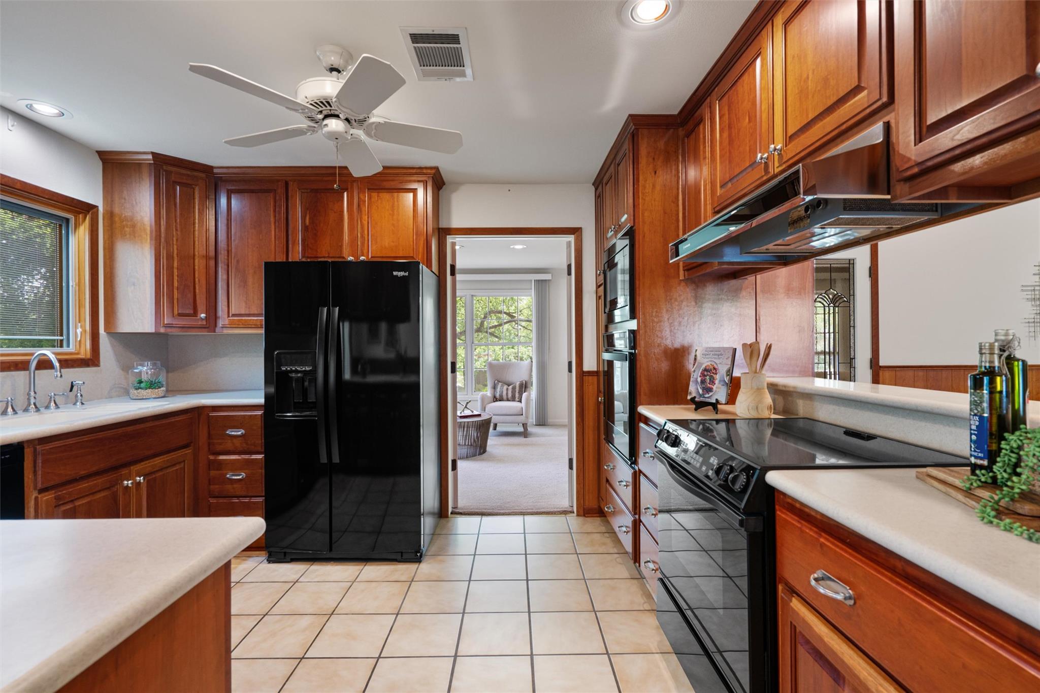 4602 Laurel Canyon Dr, Austin, TX 78731