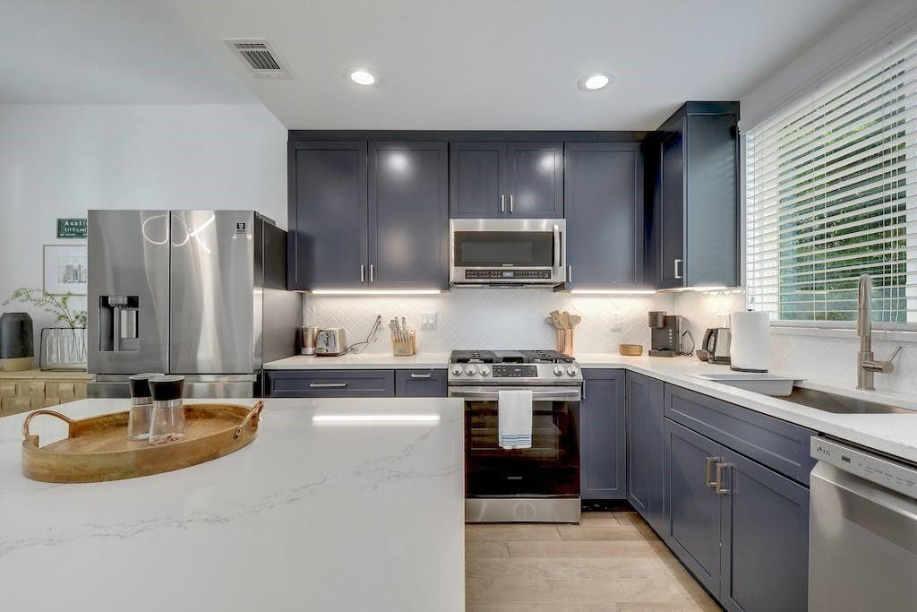 413 W ODELL St # 2, Austin, TX 78752