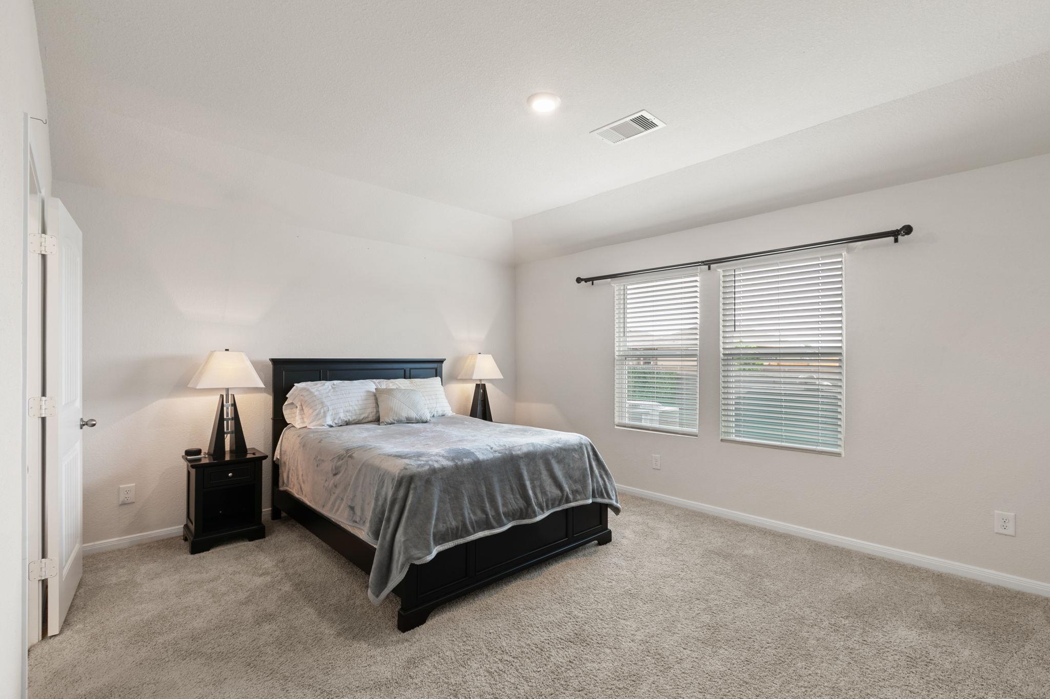 414 Aylor Way, Lockhart, TX 78644