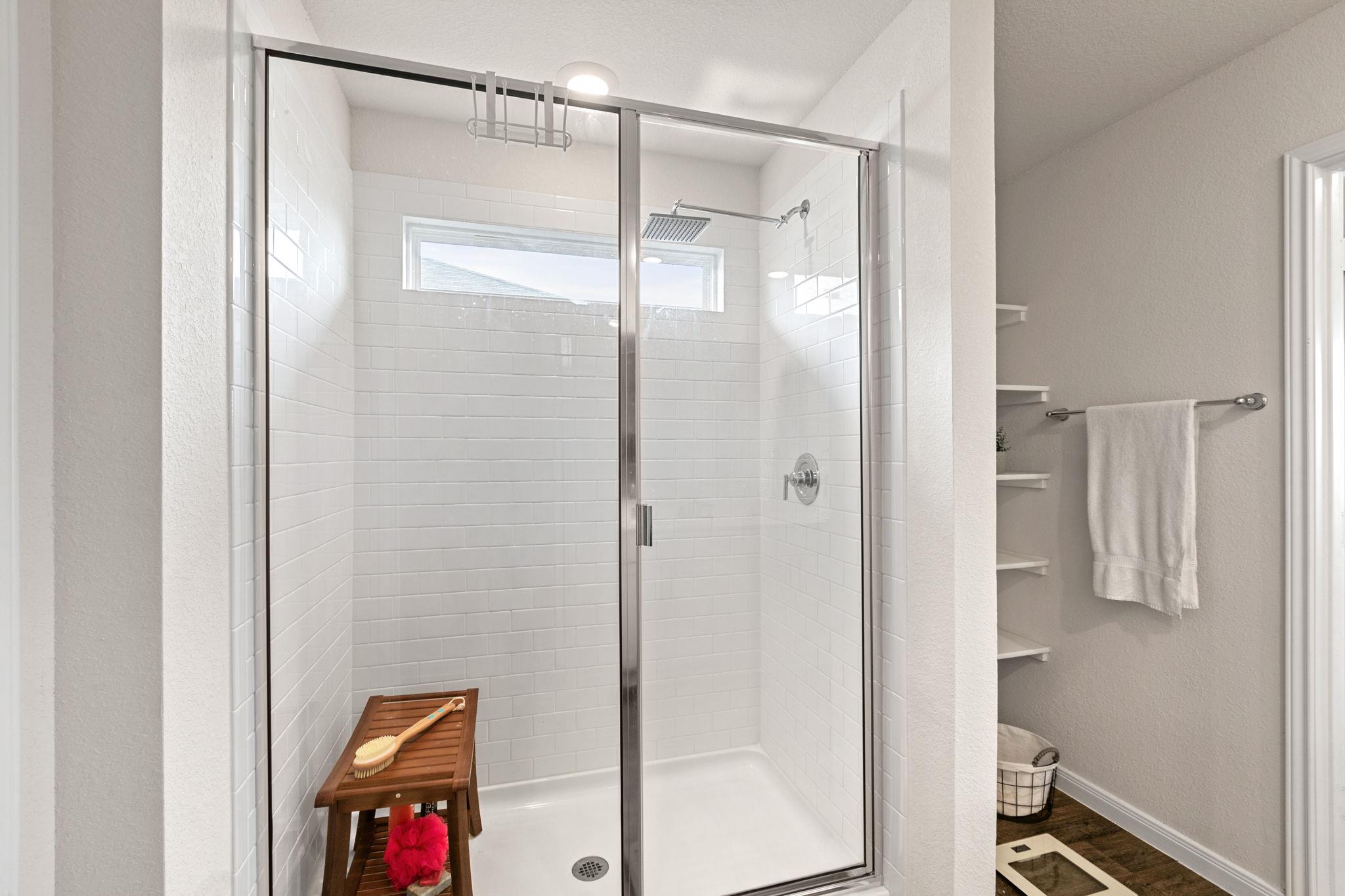 414 Aylor Way, Lockhart, TX 78644