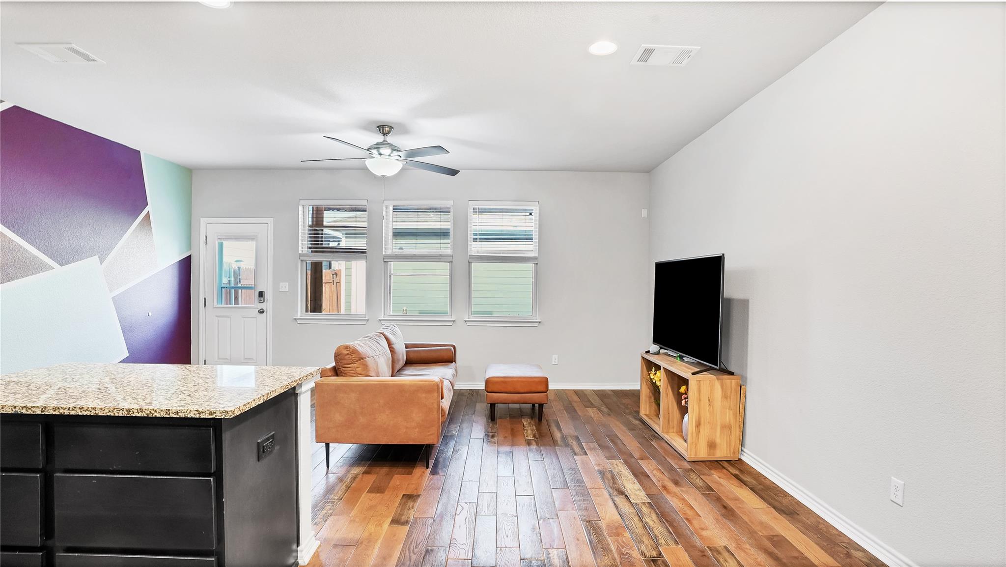 1837 Artesian Springs Xing, Leander, TX 78641