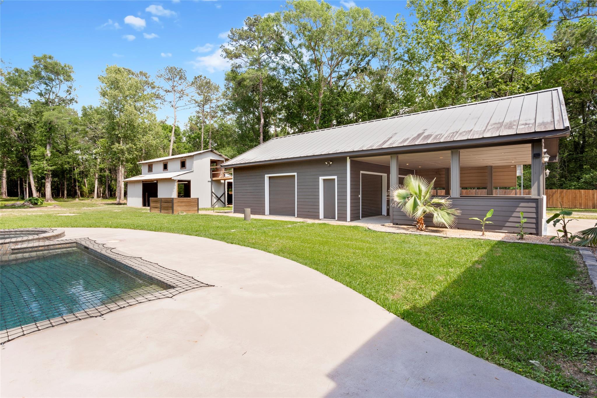 419 Vista Del Lago Dr, Huffman, TX 77336
