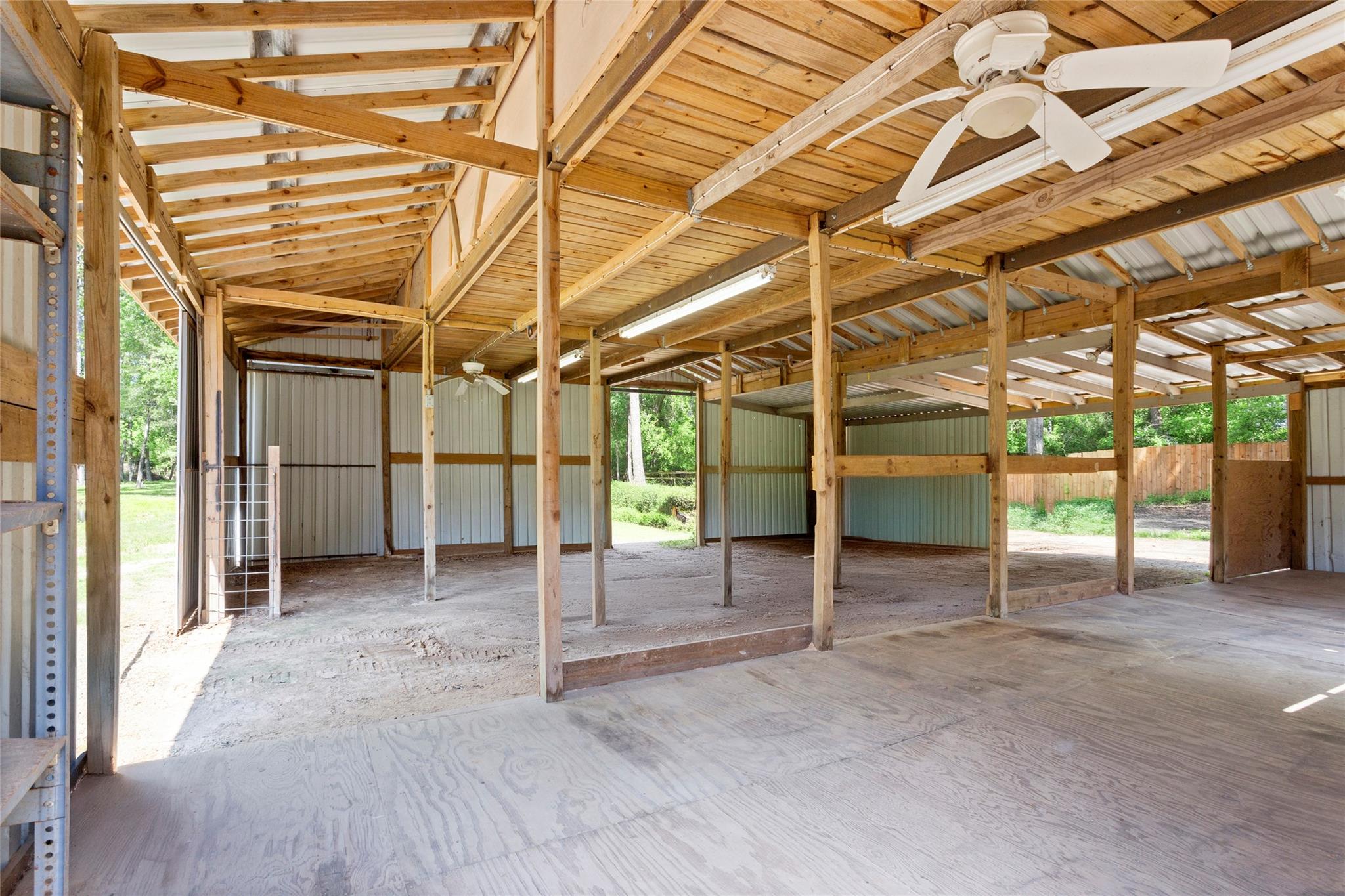 419 Vista Del Lago Dr, Huffman, TX 77336