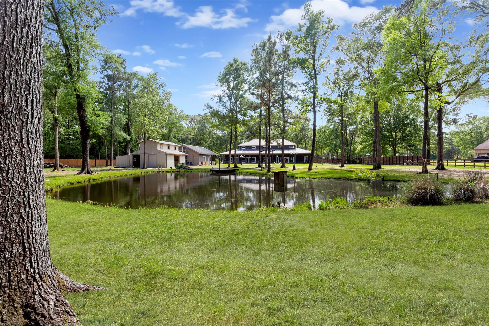 419 Vista Del Lago Dr, Huffman, TX 77336