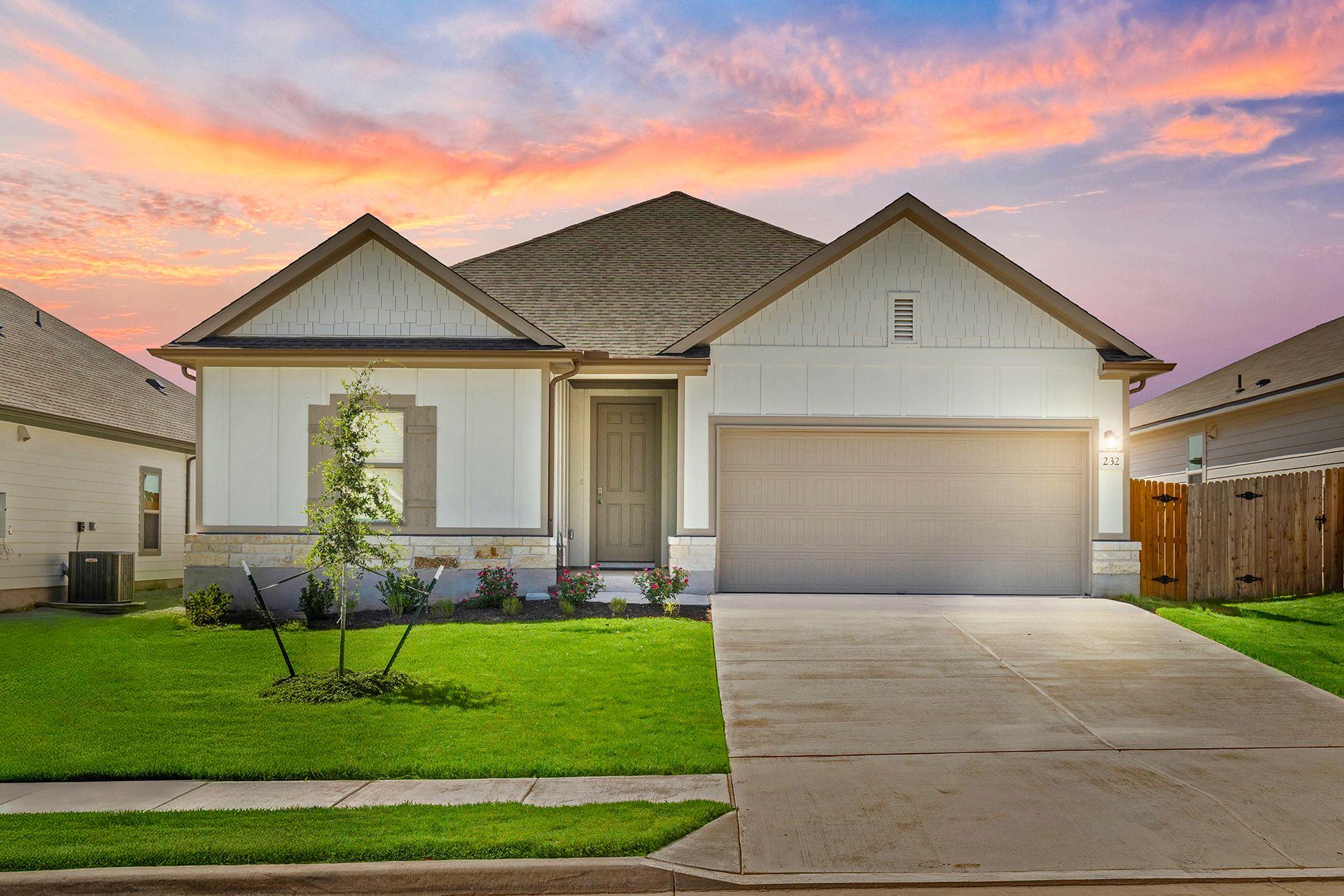 232 Little Green Trl, Jarrell, TX 76537