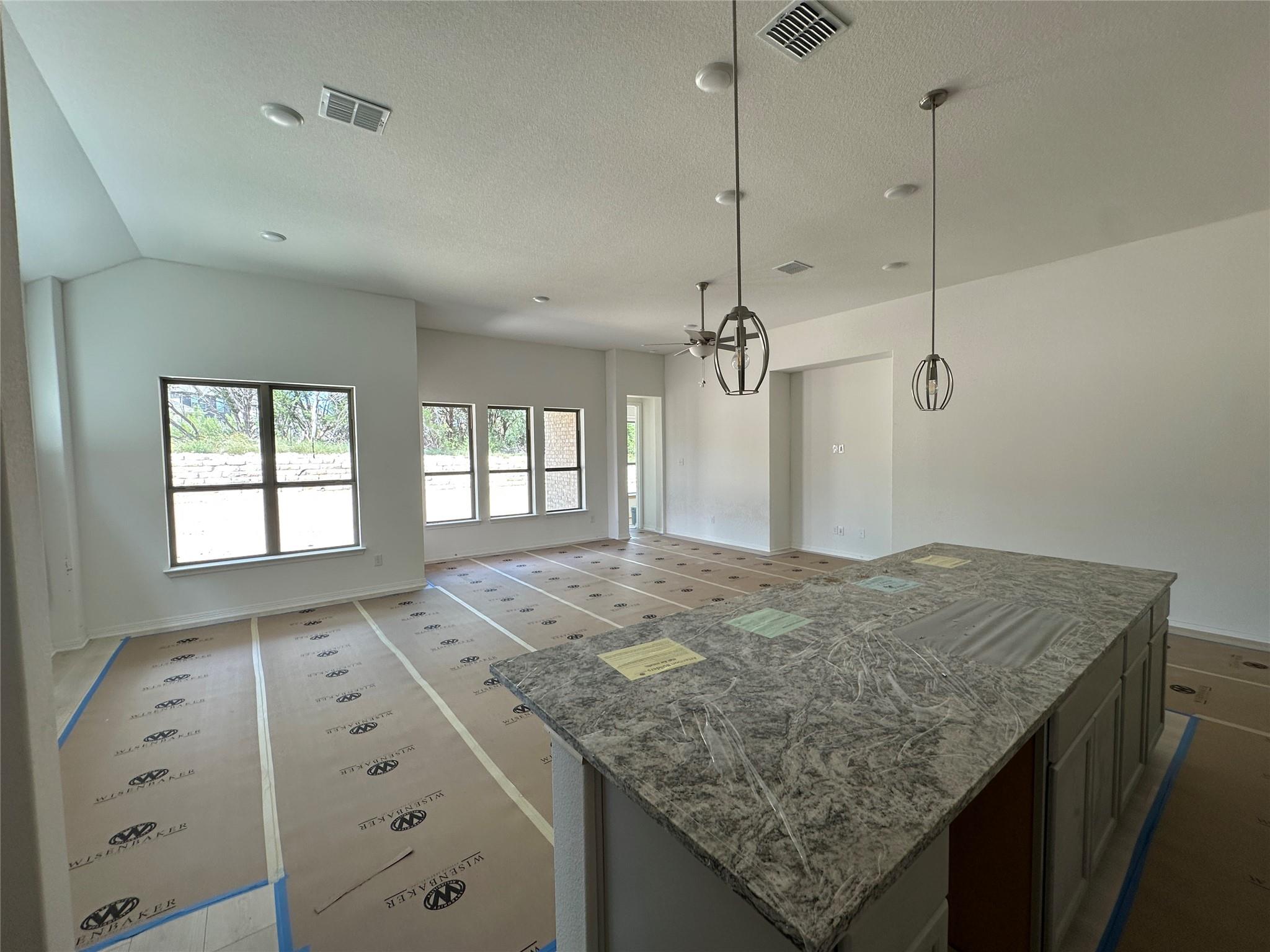 22116 Cross Timbers Bnd, Lago Vista, TX 78645