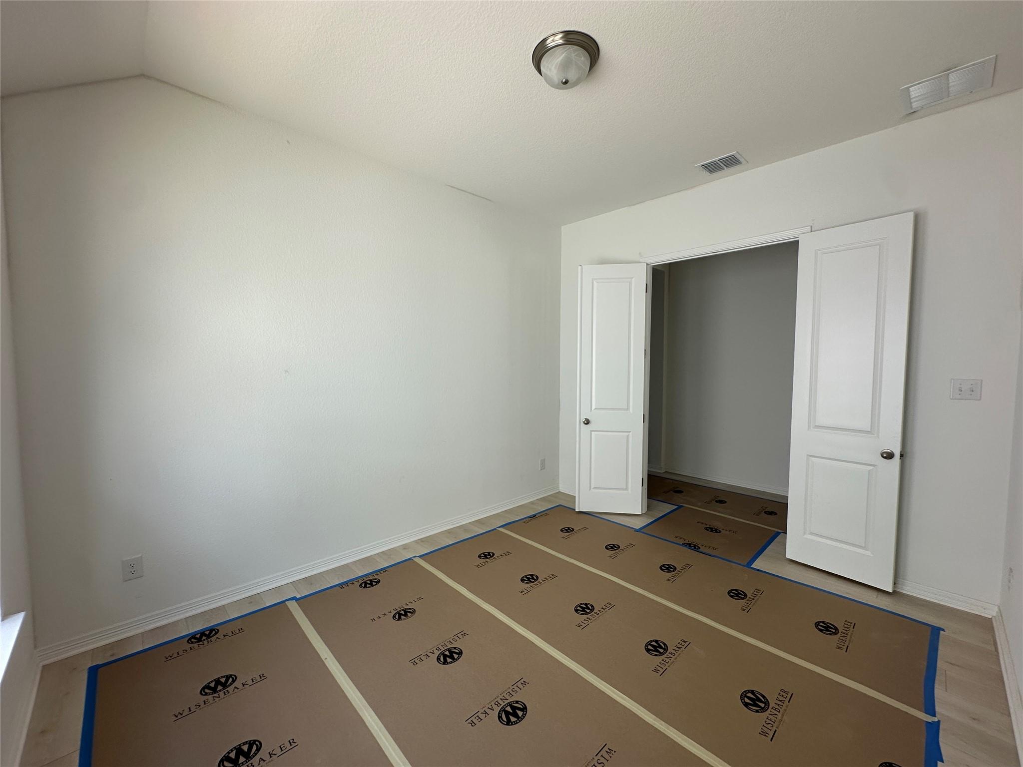 22116 Cross Timbers Bnd, Lago Vista, TX 78645