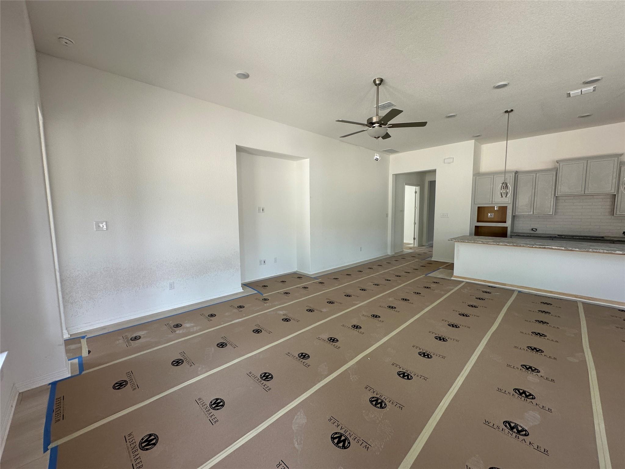 22116 Cross Timbers Bnd, Lago Vista, TX 78645