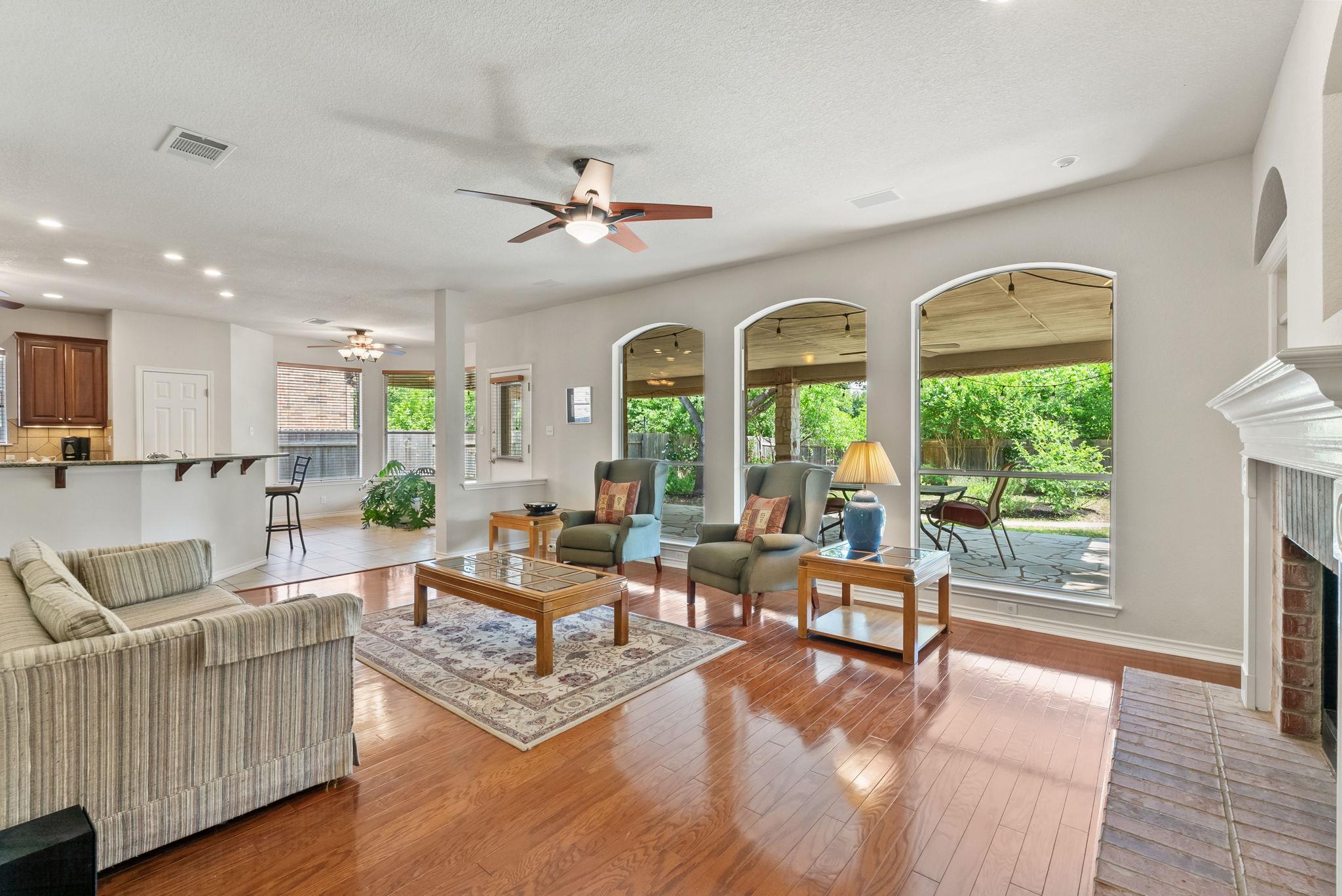 1305 Fall Creek Loop, Cedar Park, TX 78613