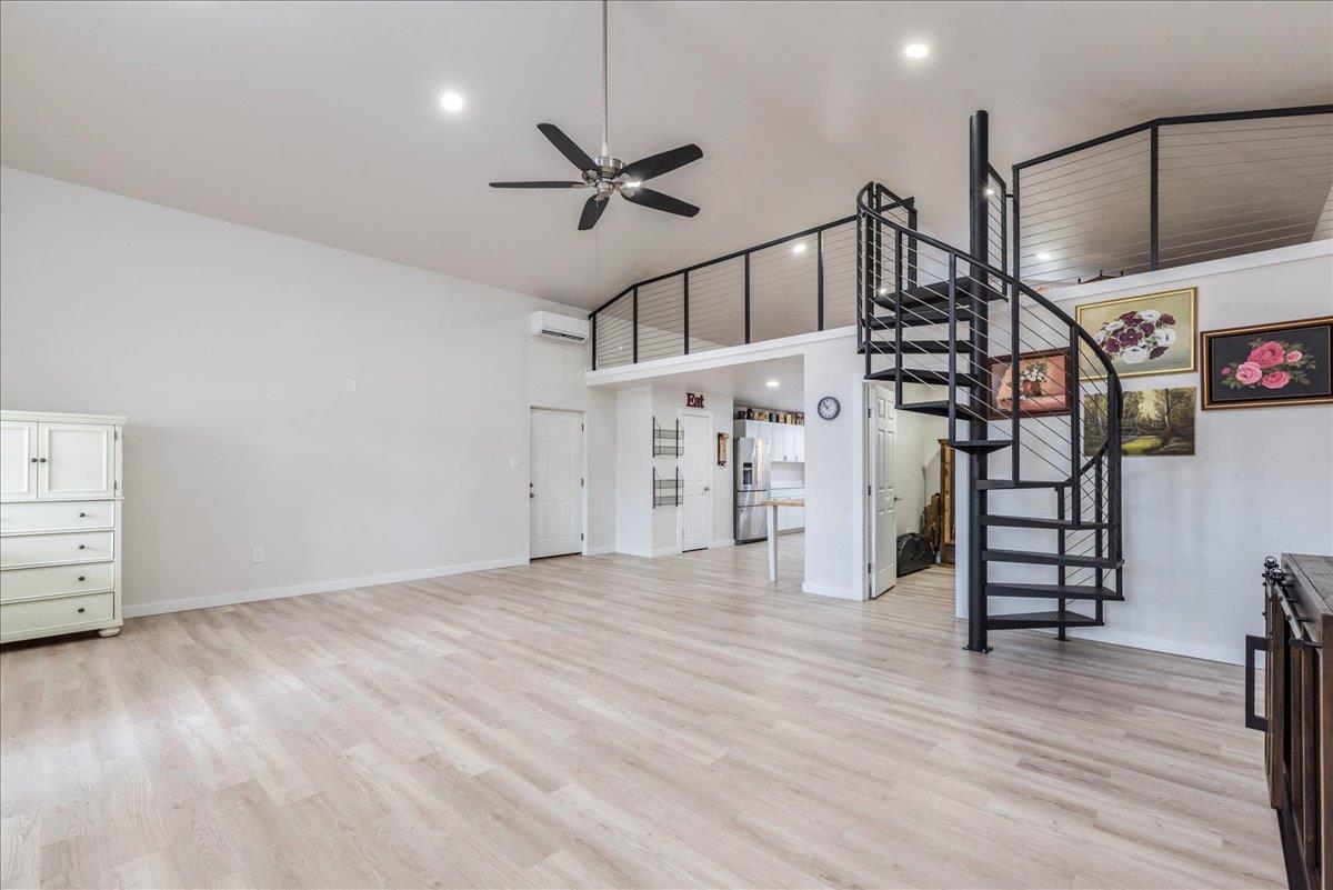 194 Mineral Springs Rd, Lockhart, TX 78644