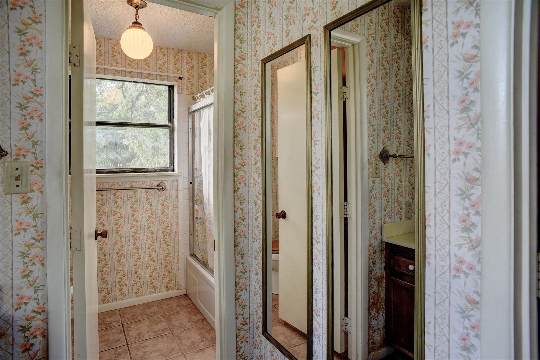 1674 Old McDade Rd # A, Elgin, TX 78621