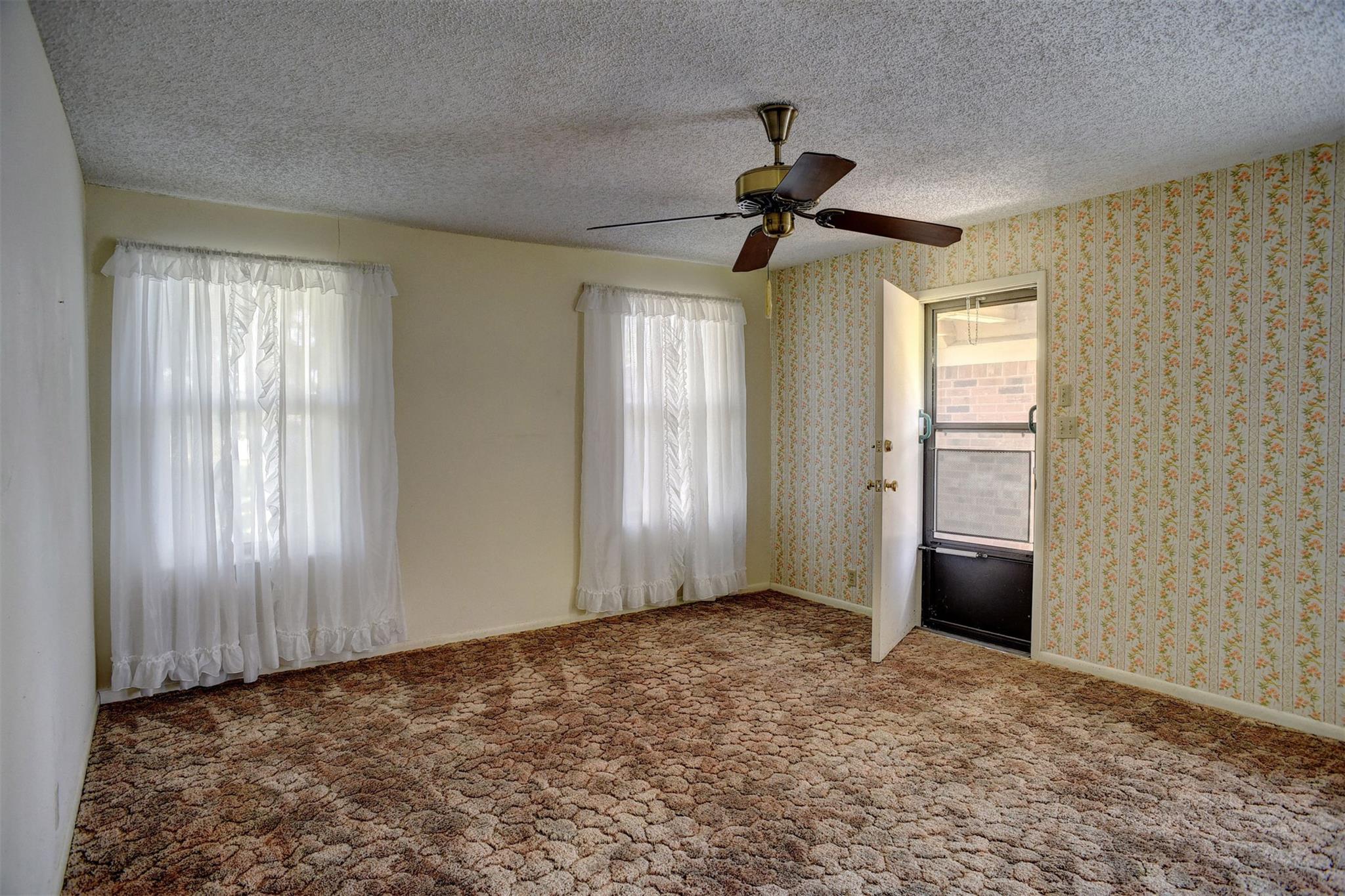 1674 Old McDade Rd # A, Elgin, TX 78621