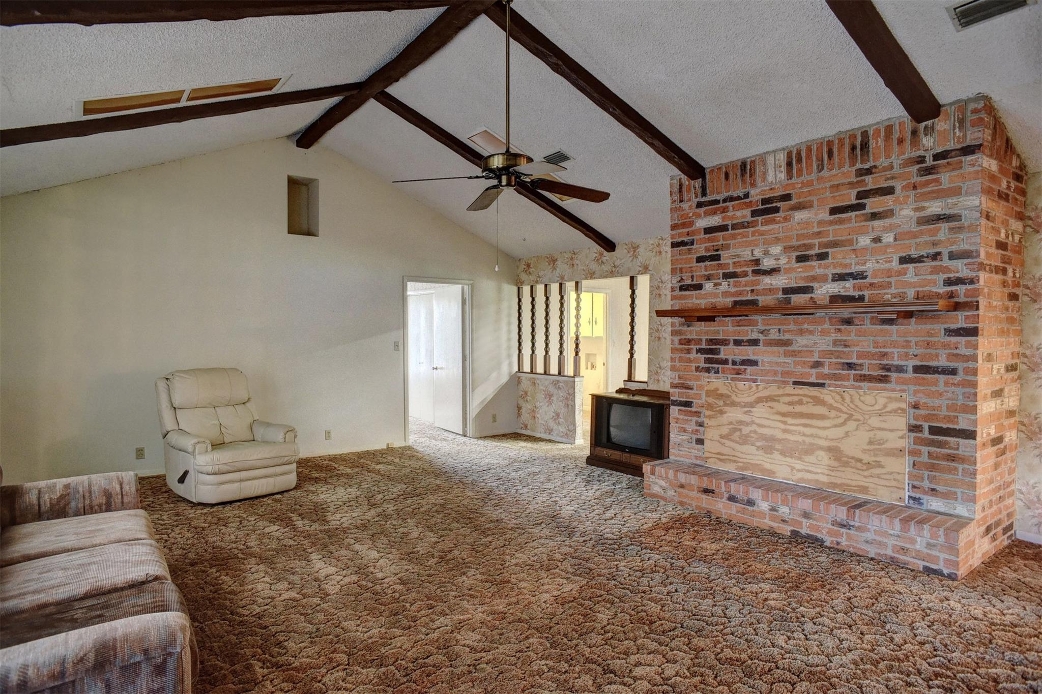 1674 Old McDade Rd # A, Elgin, TX 78621