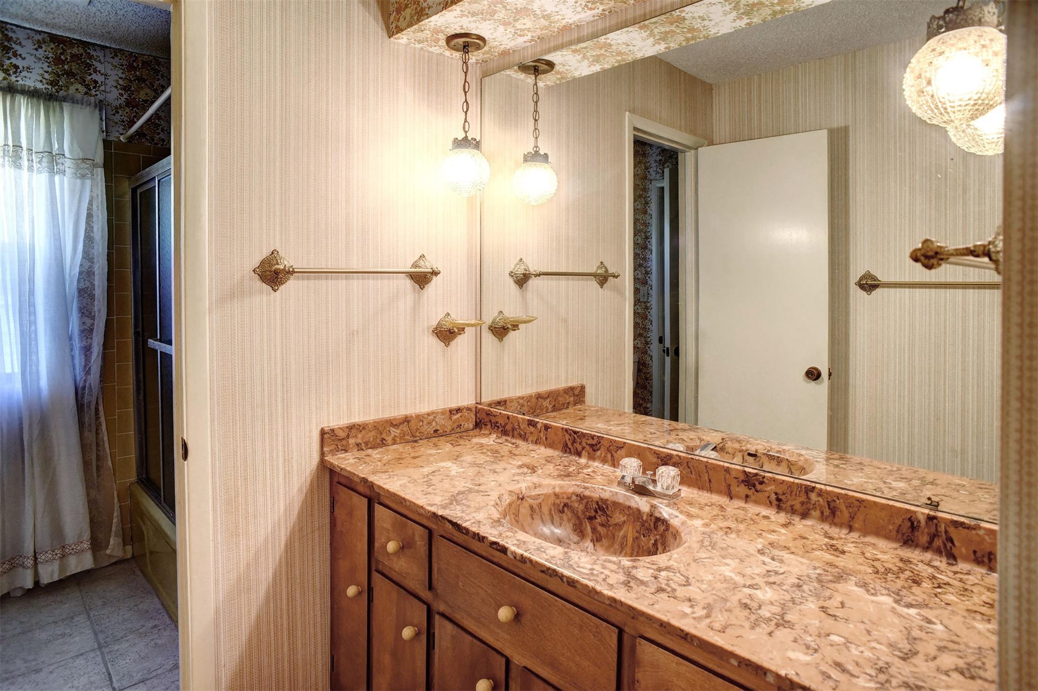 1674 Old McDade Rd # A, Elgin, TX 78621