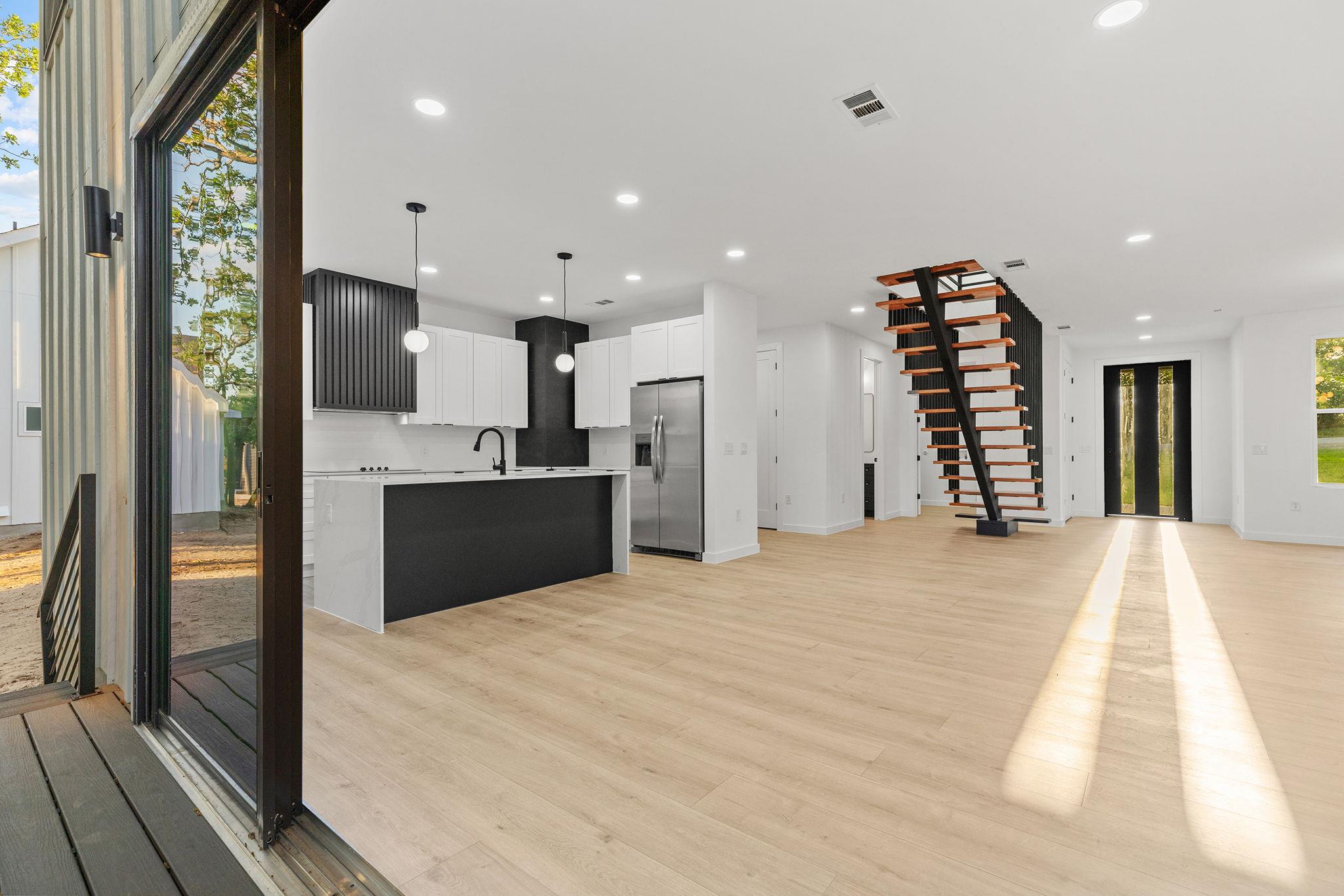206 Ulupau Cir, Bastrop, TX 78602