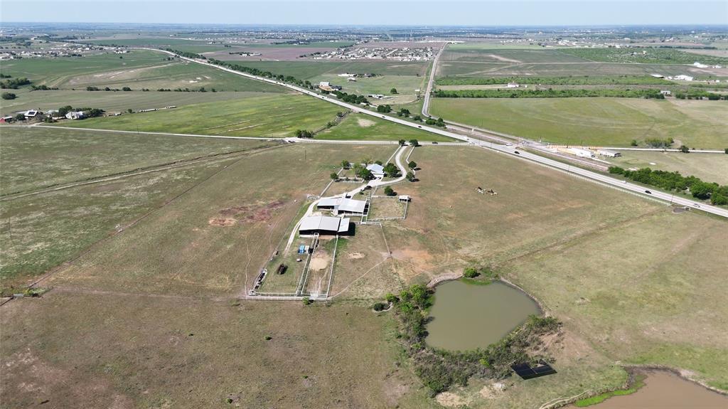 111 Lund Rd, Elgin, TX 78621