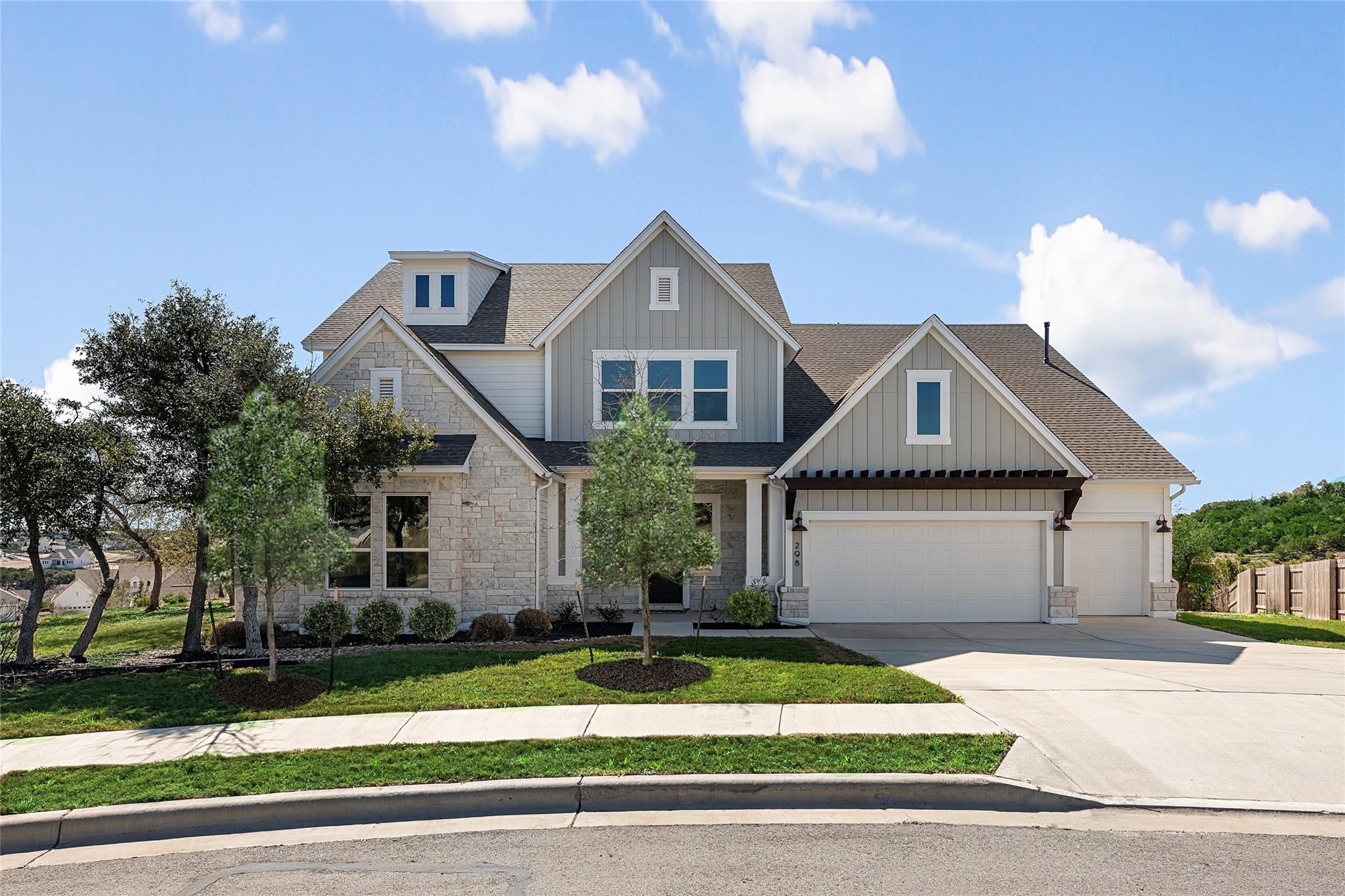 298 Smoke Tree Cir, Dripping Springs, TX 78620