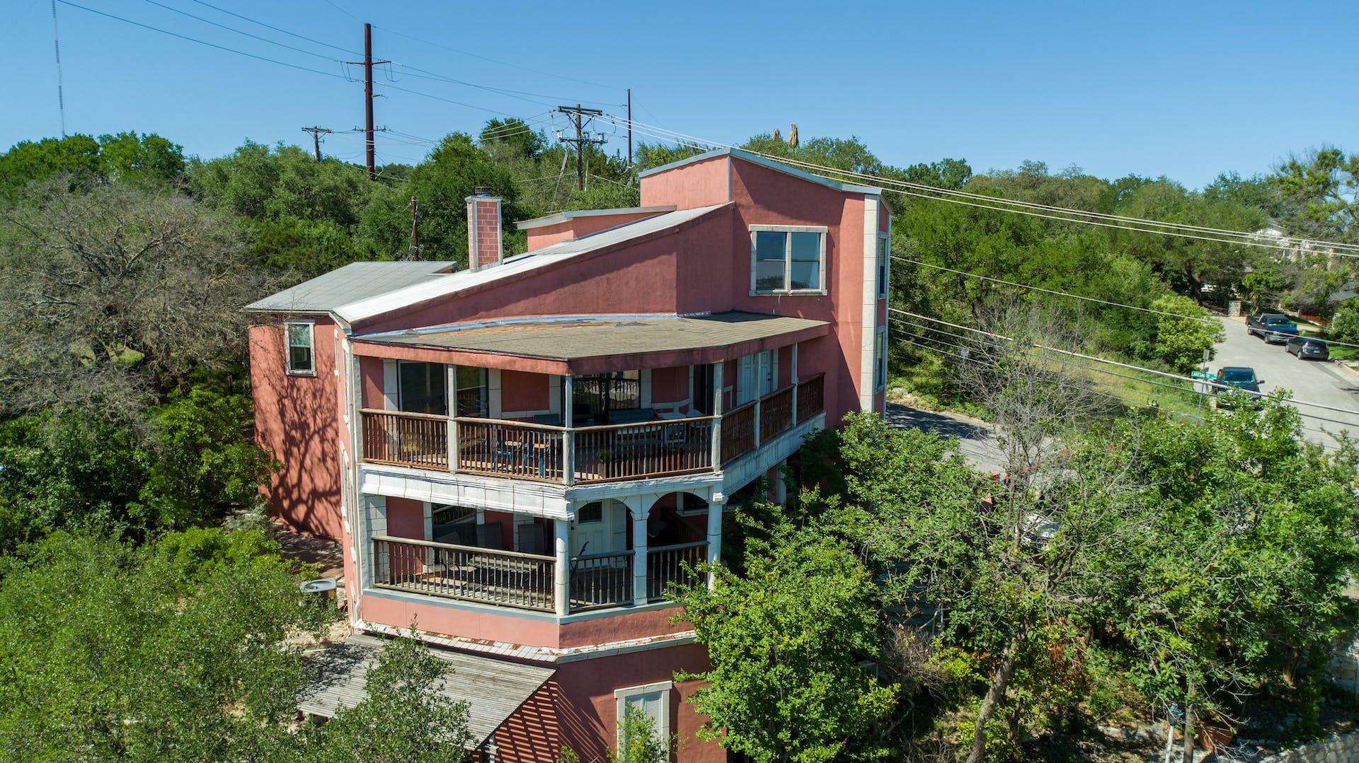 1712 Lakeshore Dr # B, Austin, TX 78746