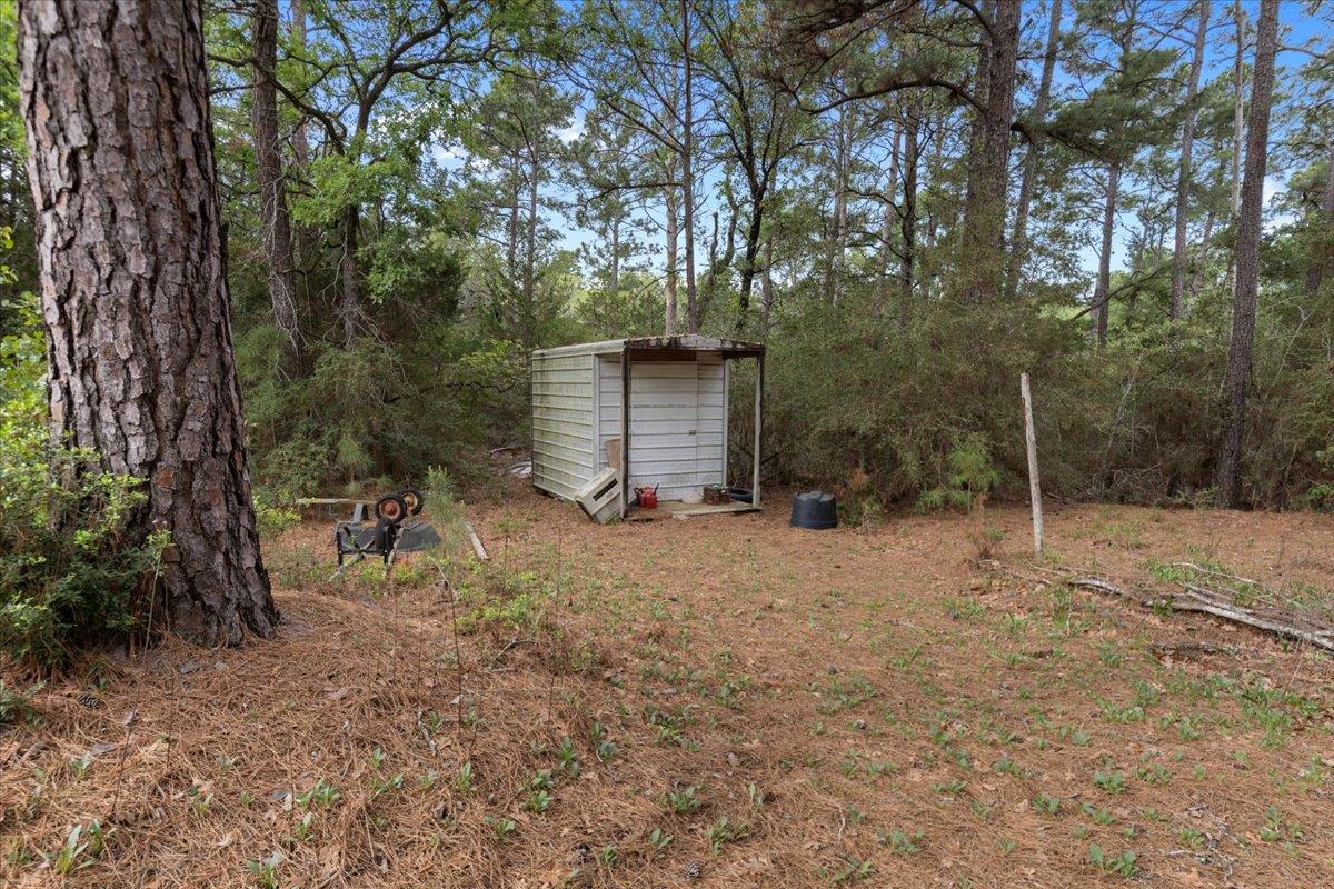 360 Copeland Hill Rd, Smithville, TX 78957