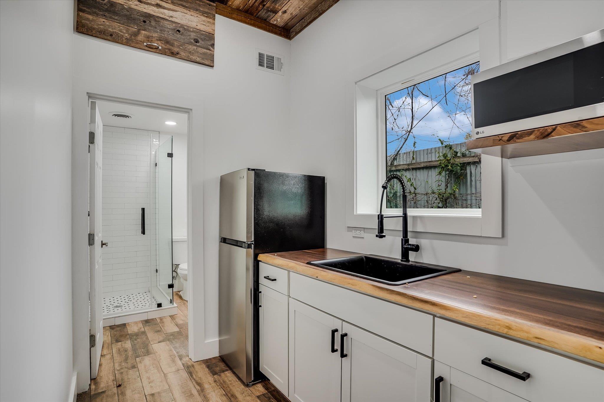 2602 E Cesar Chavez St, Austin, TX 78702