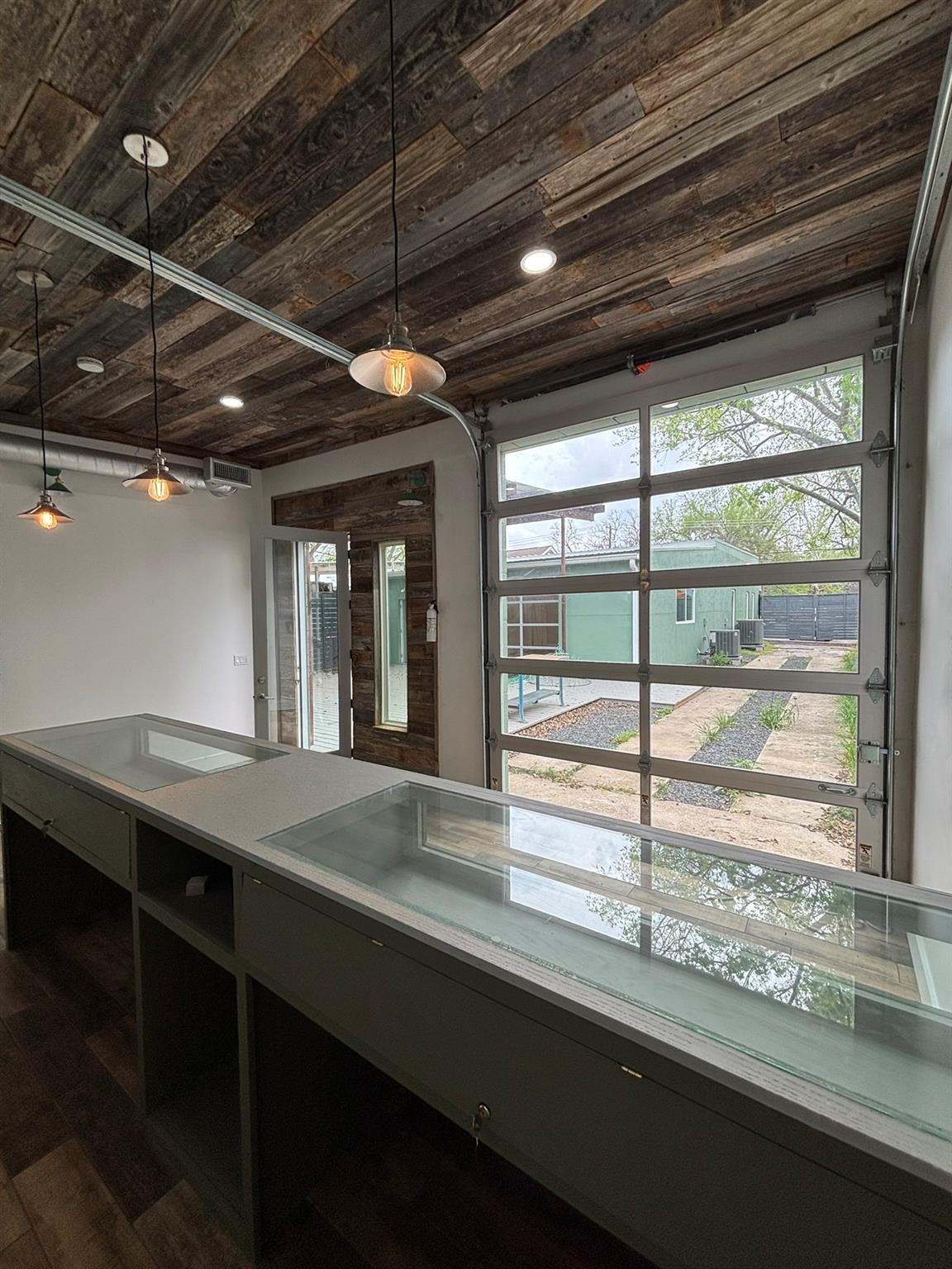2602 E Cesar Chavez St, Austin, TX 78702