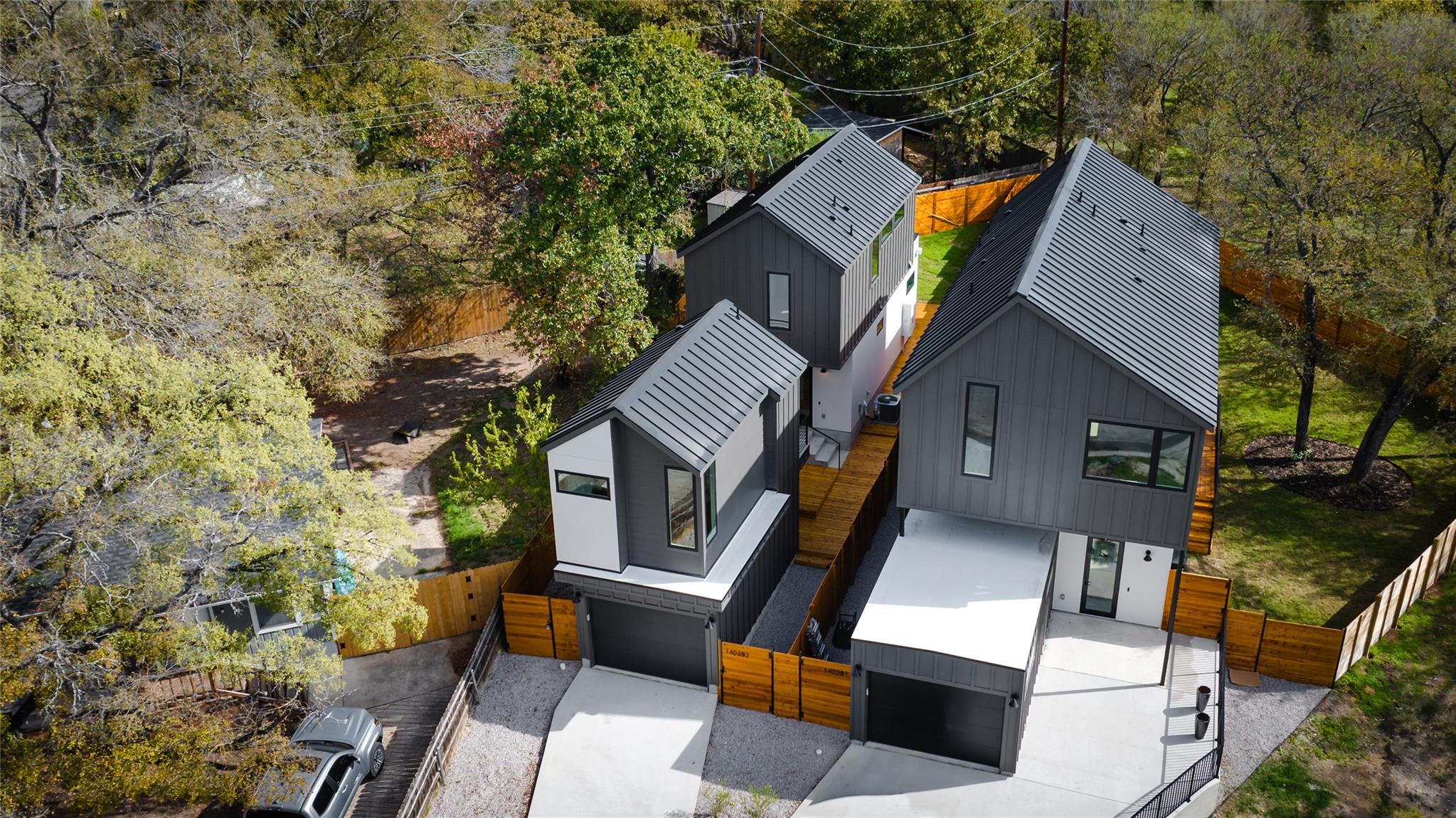 1403 Waldorf # 2, Austin, TX 78721