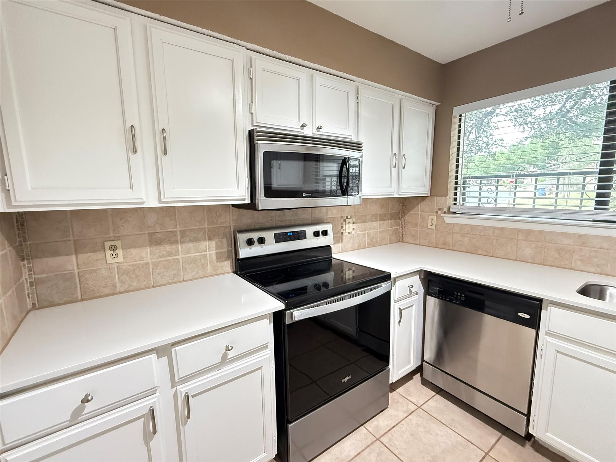 8142 Ceberry Dr # B, Austin, TX 78759