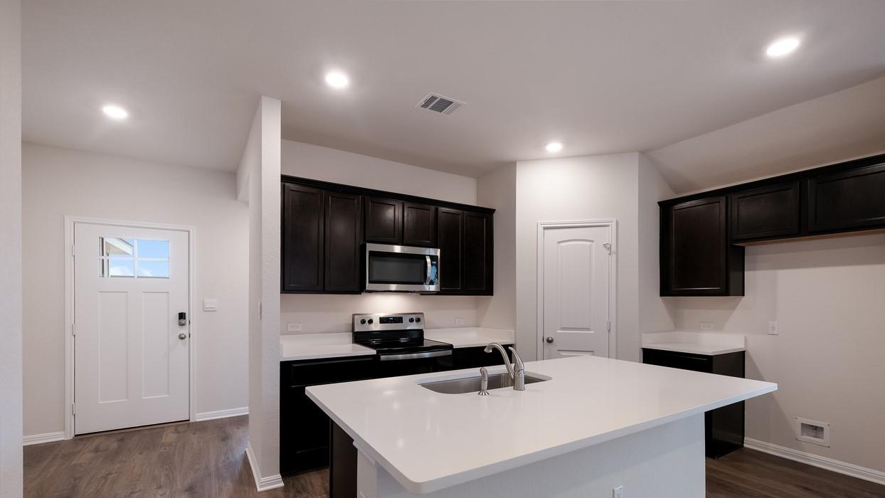 225 Rock Springs Dr, Marble Falls, TX 78654