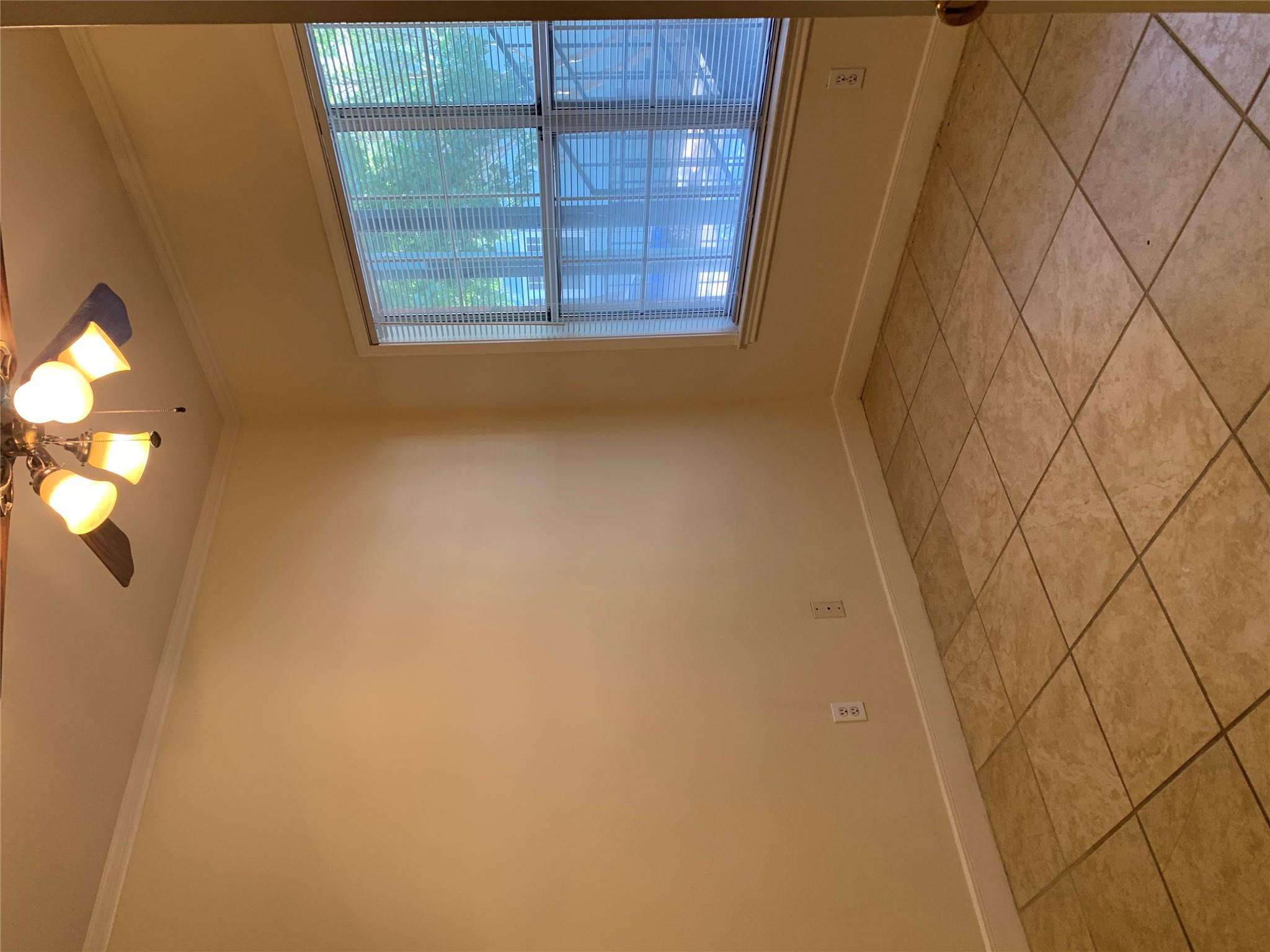 2100 San Gabriel St # 104, Austin, TX 78705