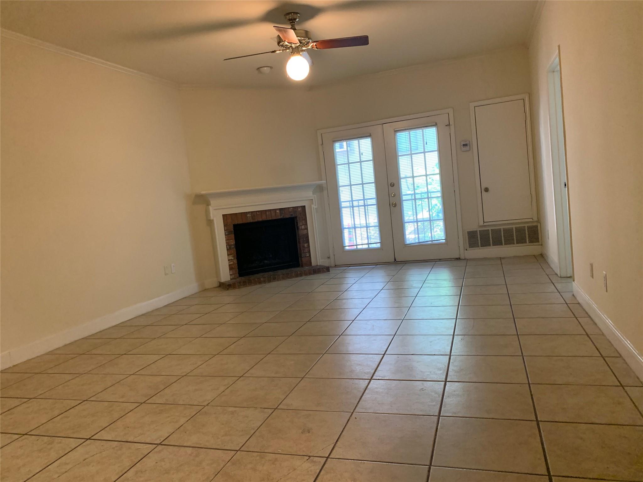 2100 San Gabriel St # 104, Austin, TX 78705