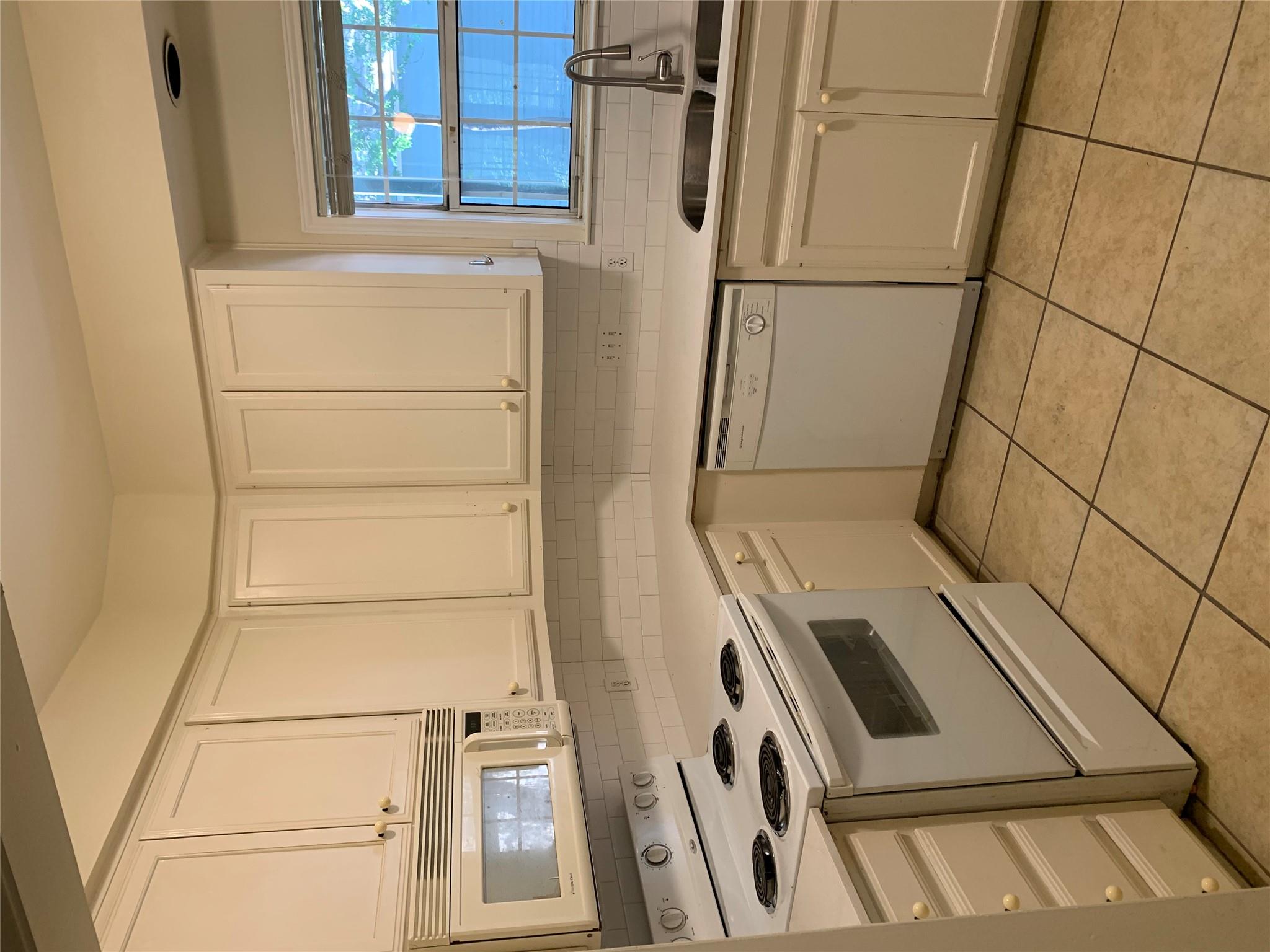2100 San Gabriel St # 104, Austin, TX 78705