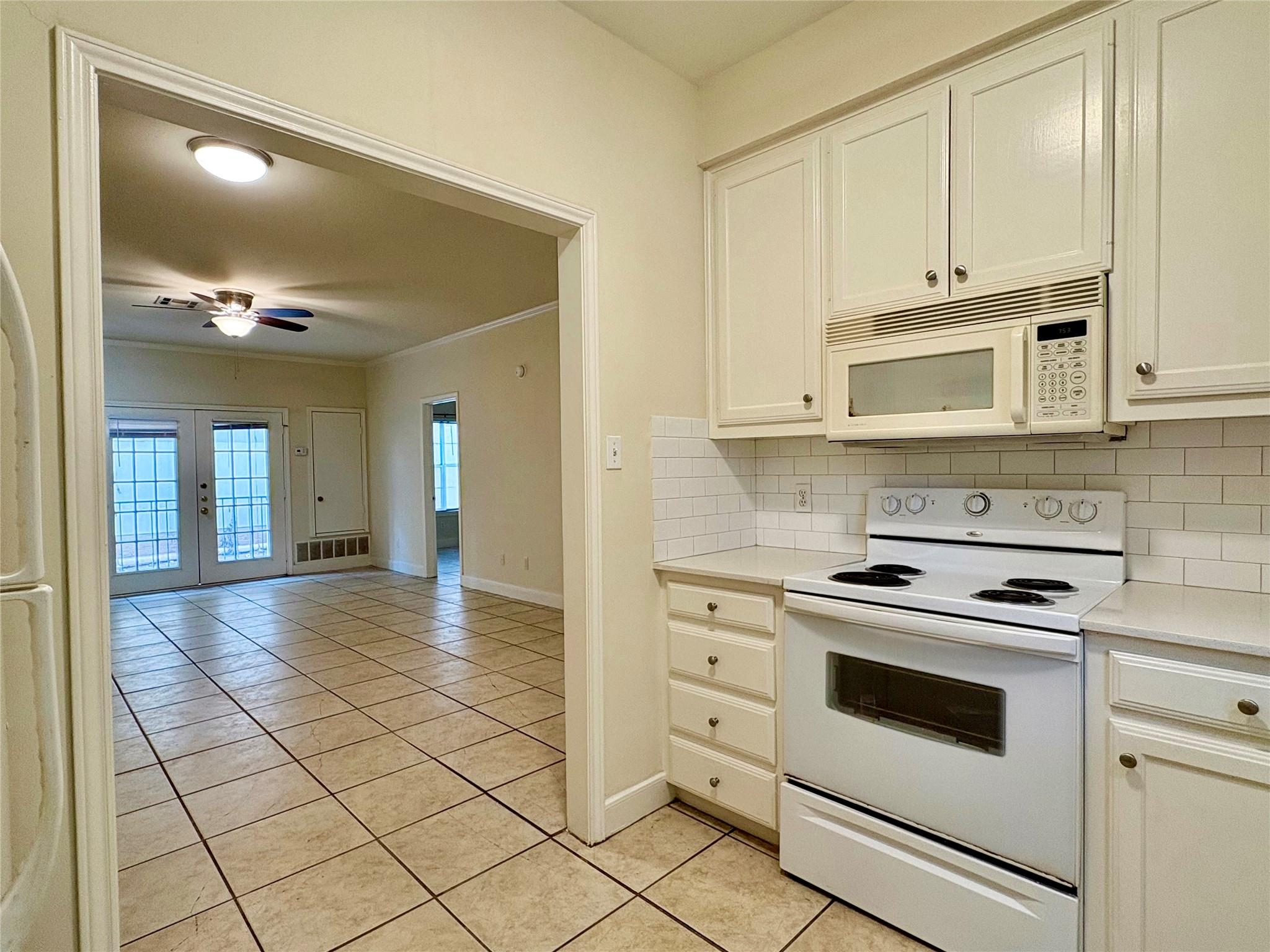 2100 San Gabriel St # 104, Austin, TX 78705