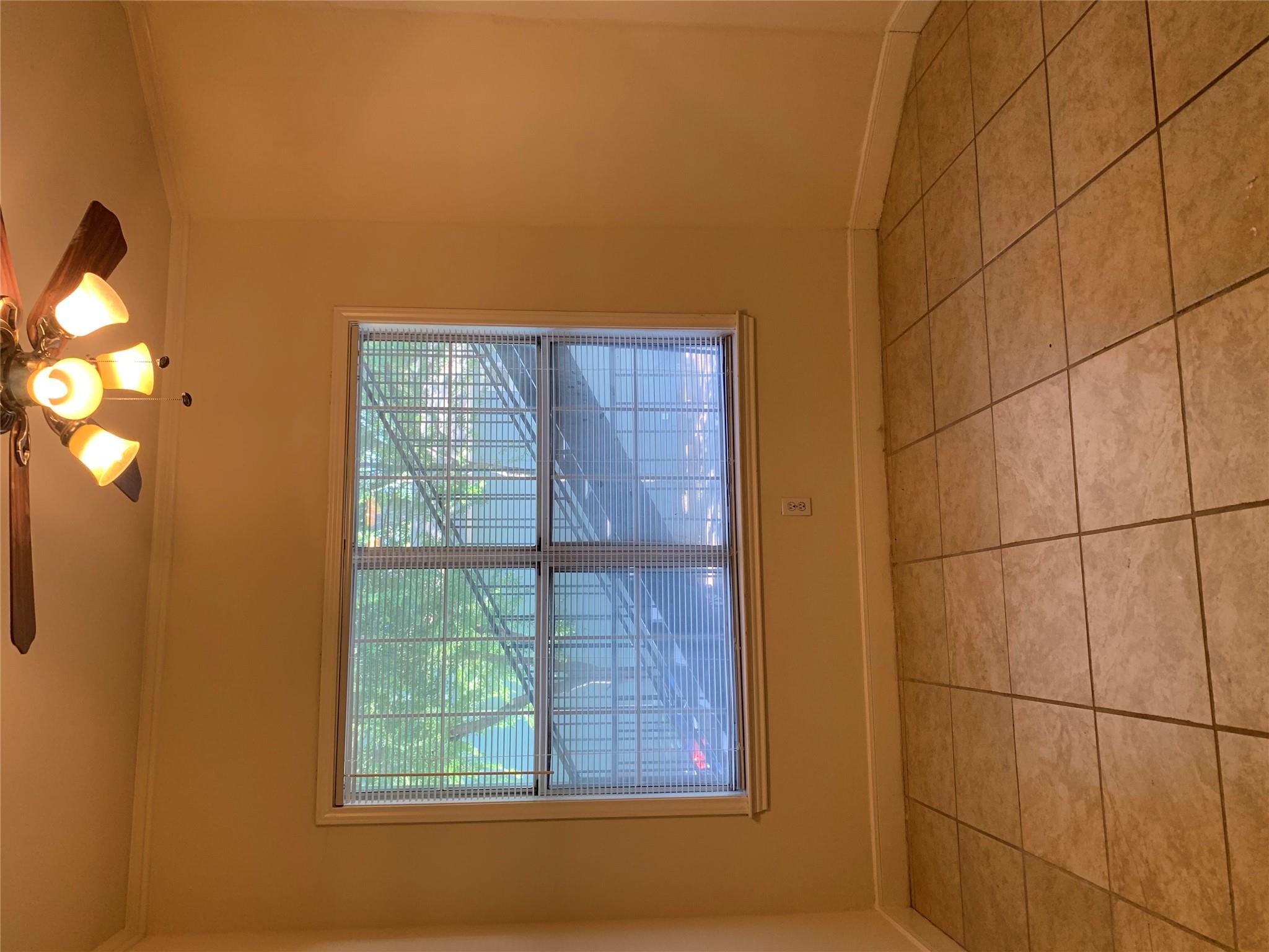 2100 San Gabriel St # 104, Austin, TX 78705