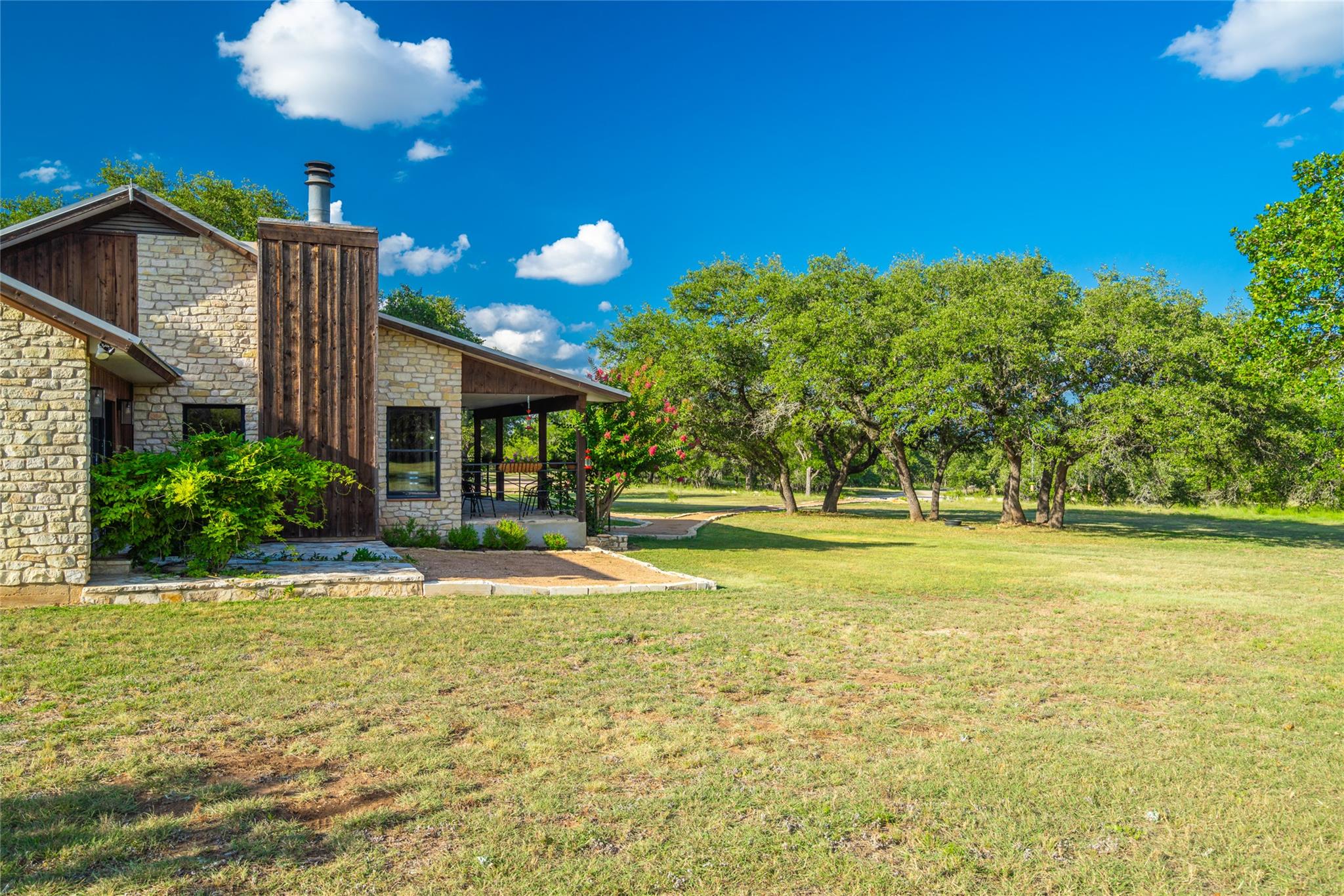 683 Ranch Road 1320, Johnson City, TX 78636