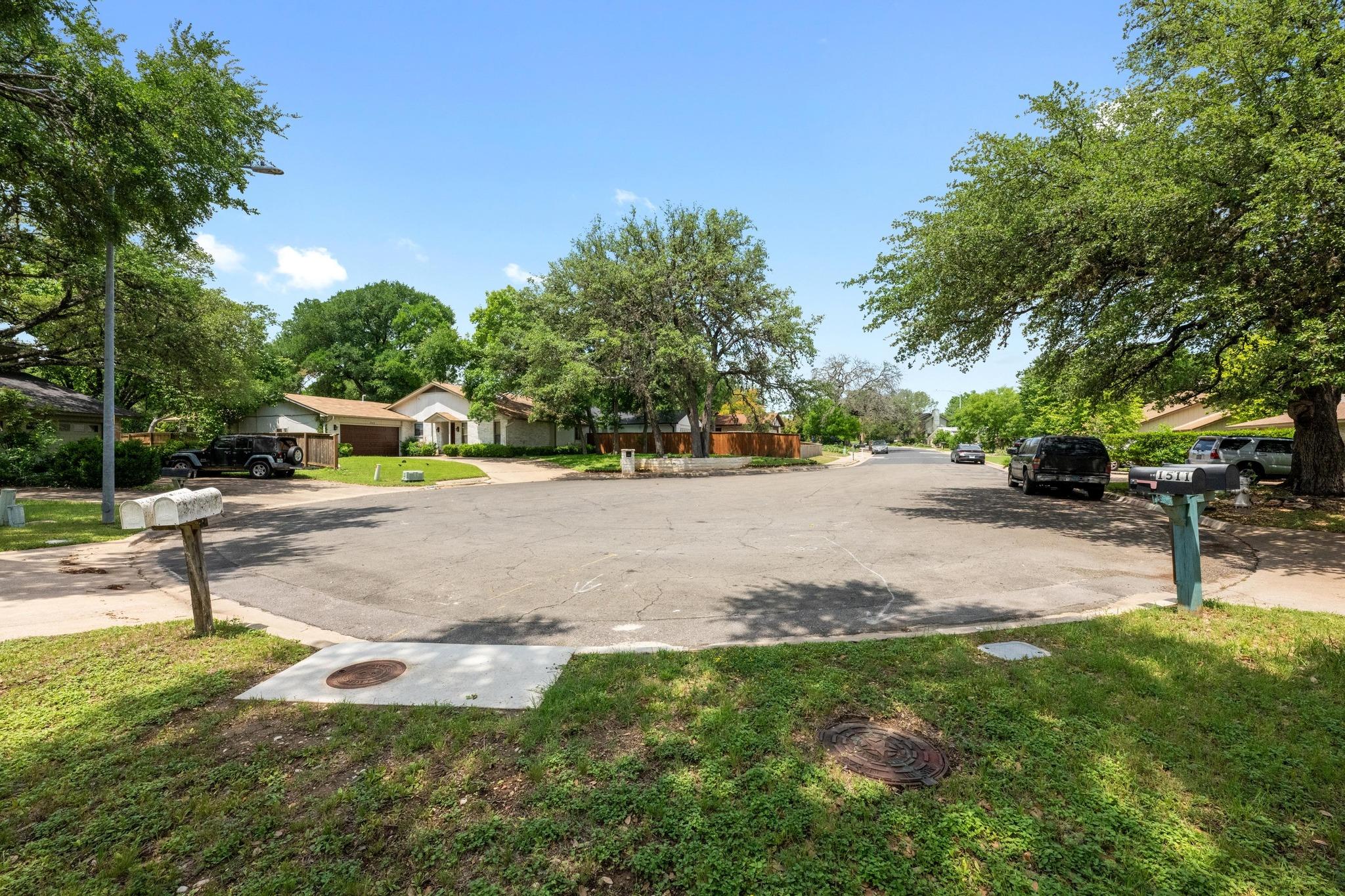 1511 Terrapin Ct # B, Austin, TX 78746