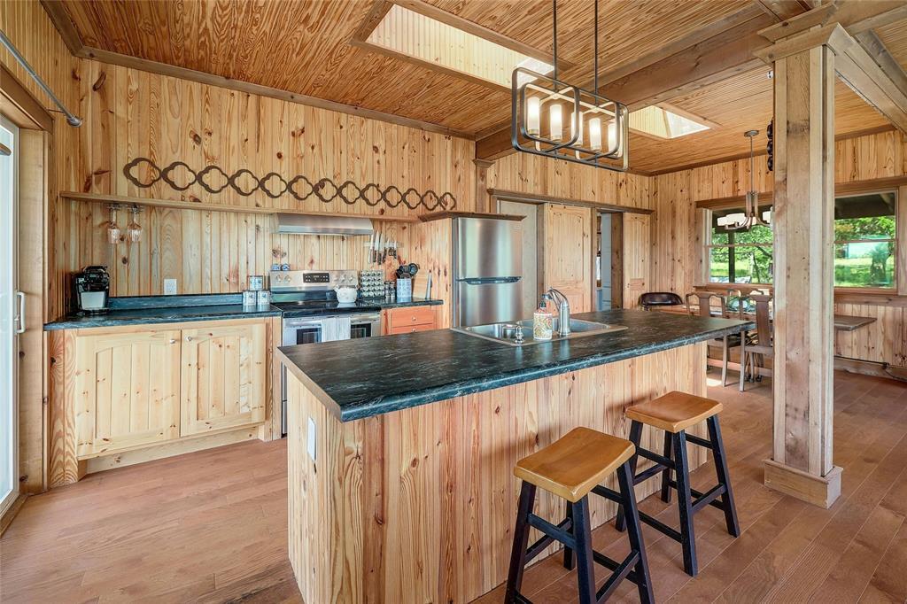 1081 Shovel Mountain Rd, Cypress Mill, TX 78663